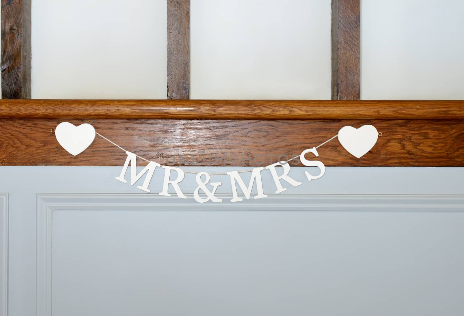 Mr & Mrs by kmwphotography