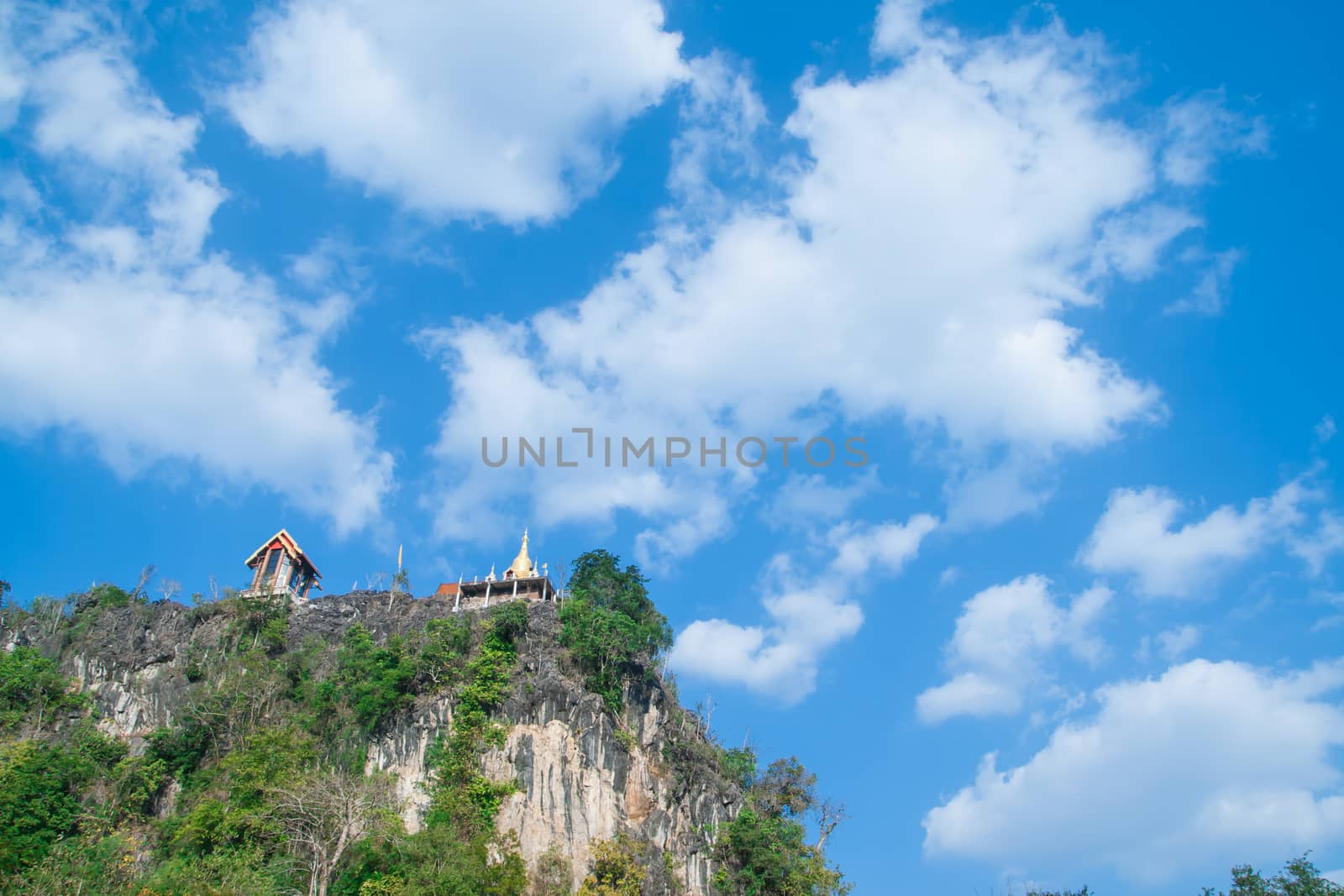 wat on the steep cliffs in Thailand