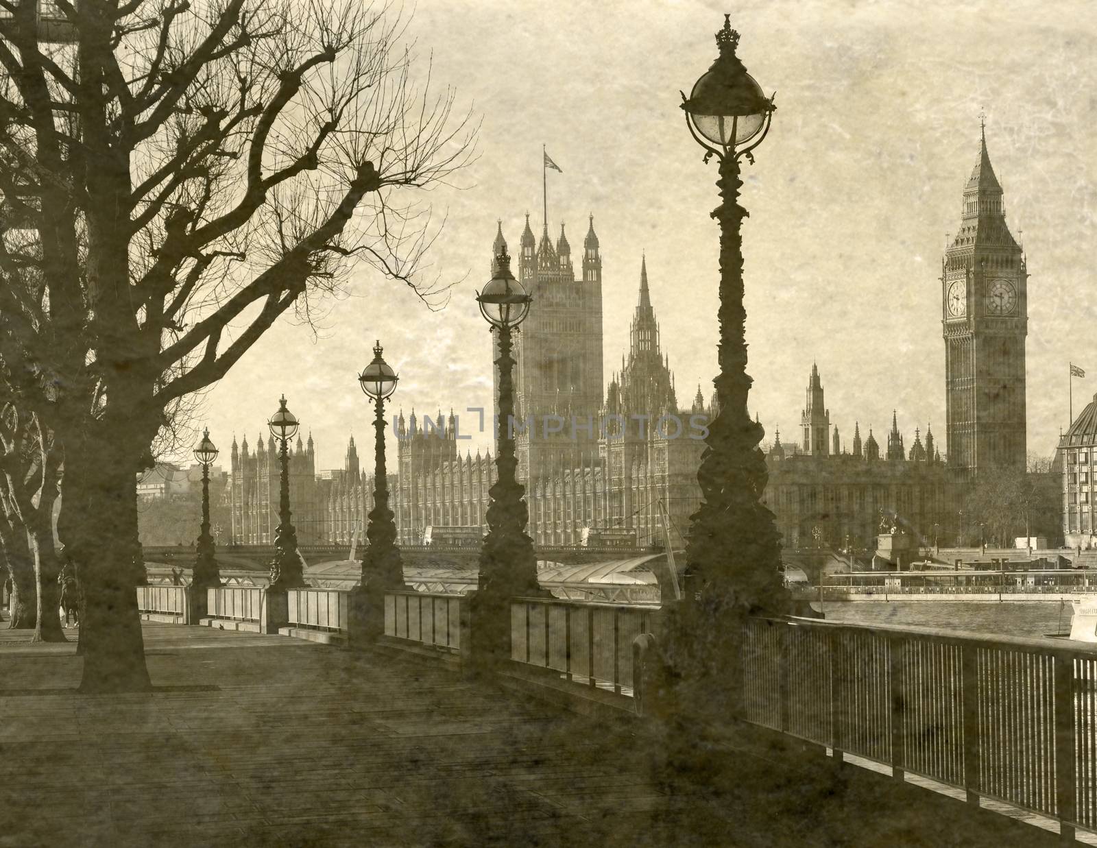 Vintage Antigue Picture of the Houses of Parliament and the river Thames in London.