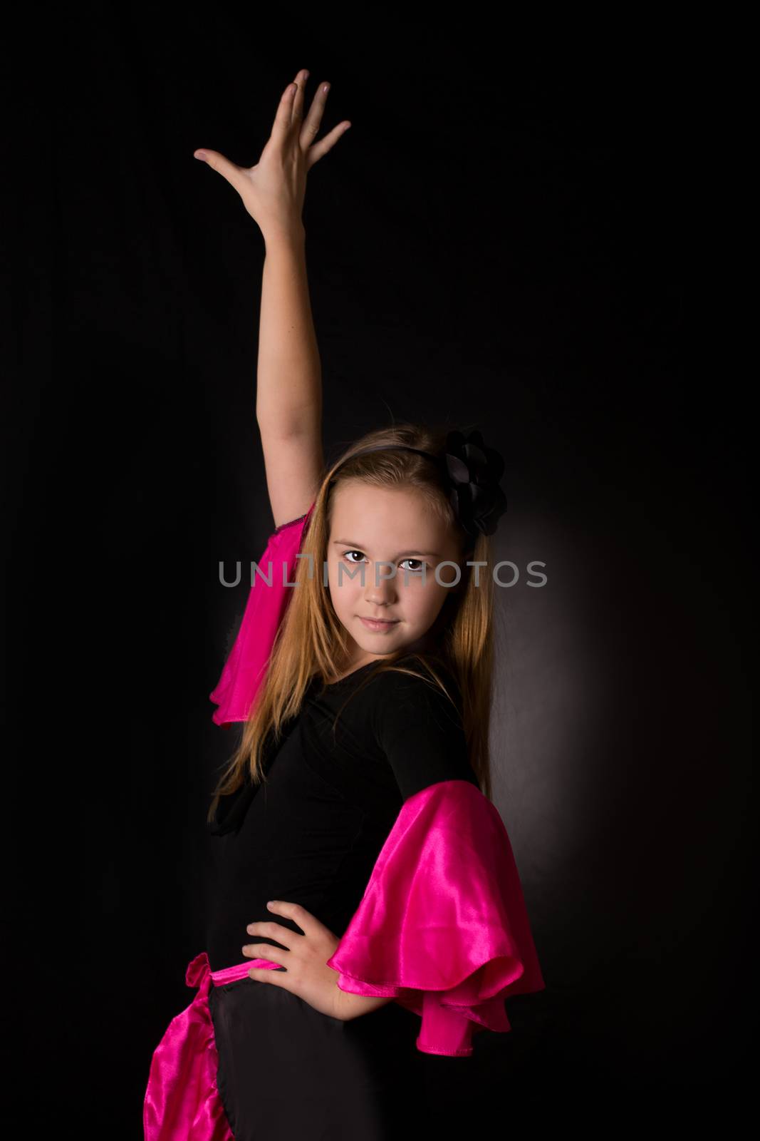 Flamenco little dancer posing by Angel_a