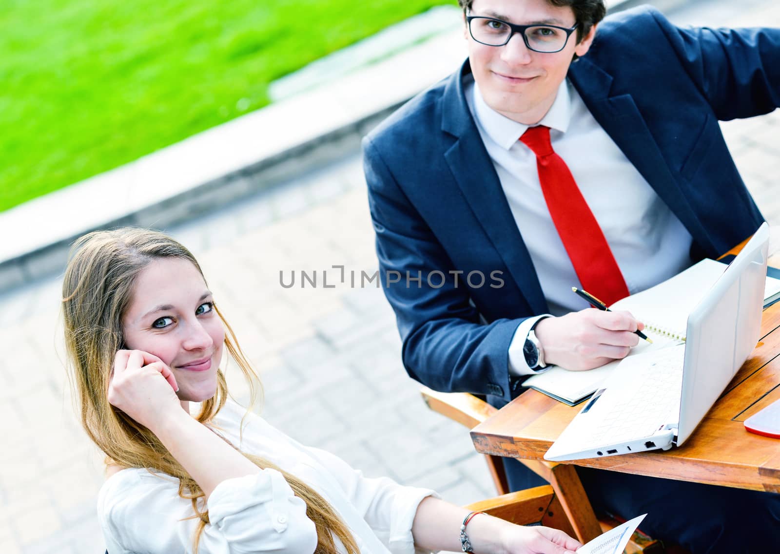 Junior executives dynamics working outside of their office