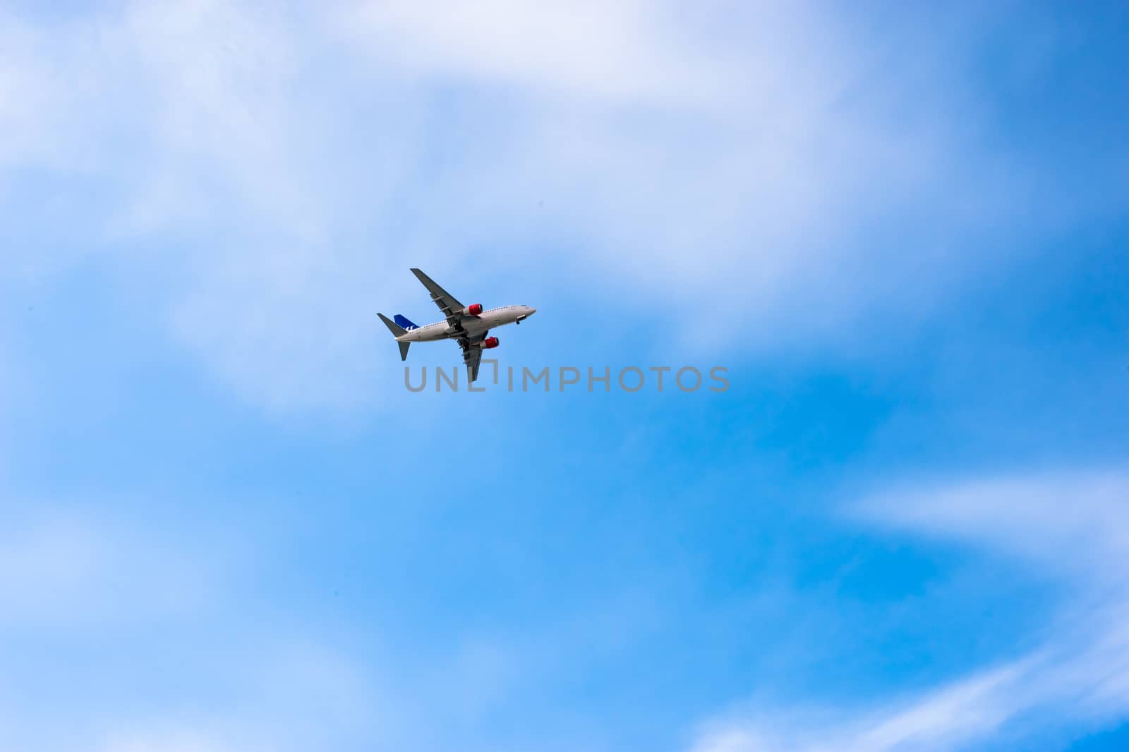 SAS aircraft on its final approach to Tromso.