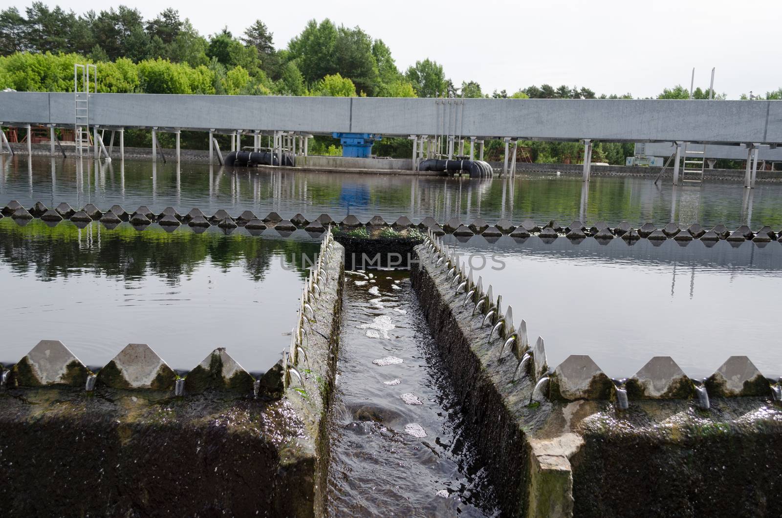 last sewage water treatment stage filtration sedimentation. Drinkable water flow.