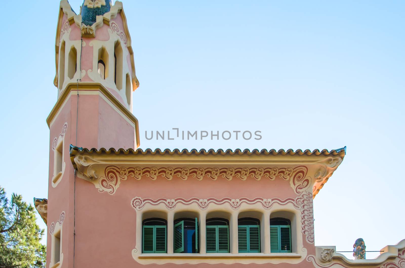 Windows park guell by aoo3771