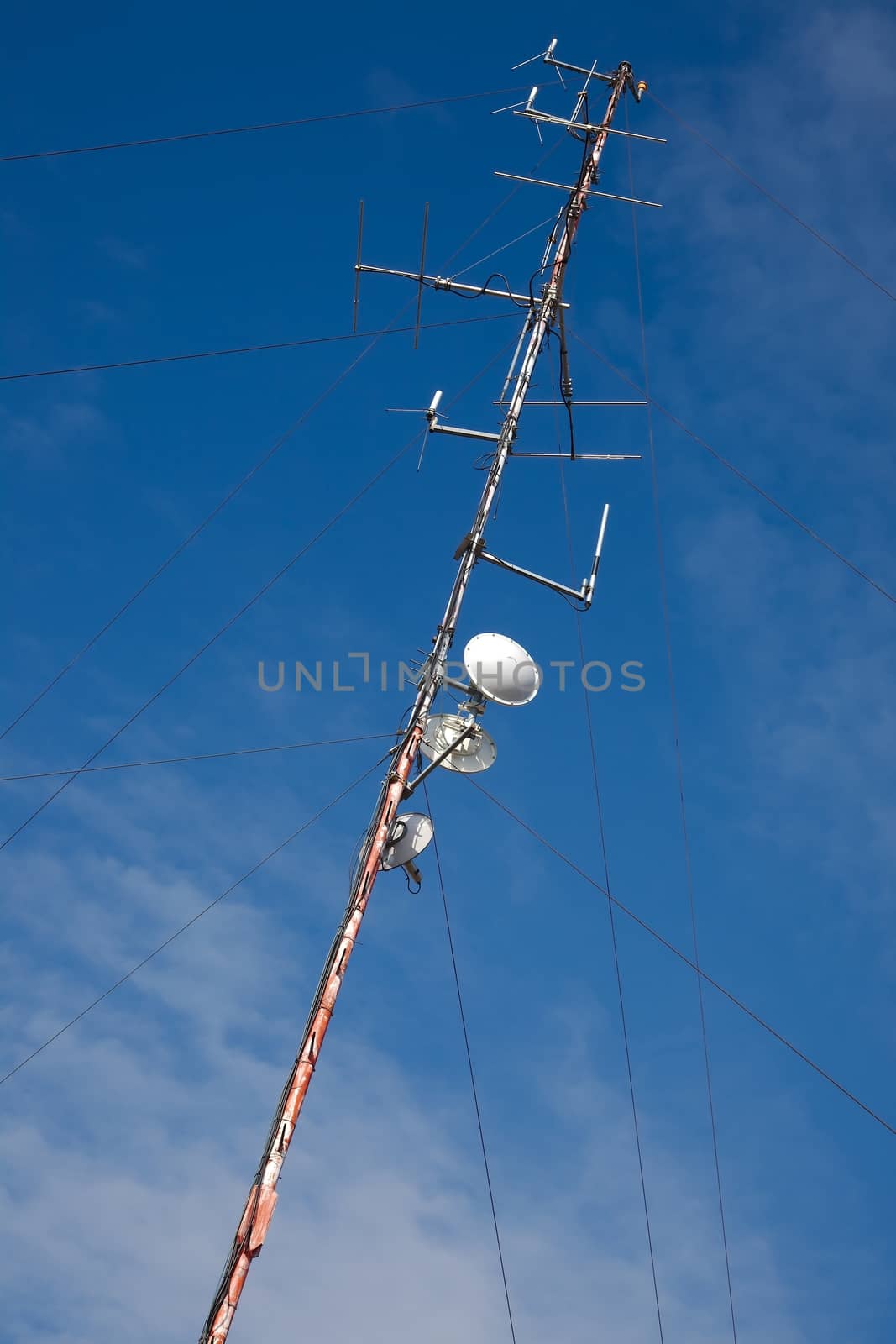 Antennas on a metal mast