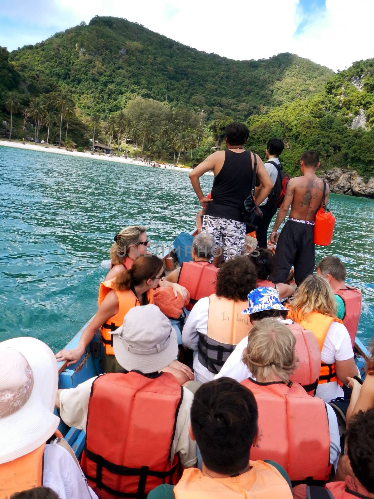 Tourists getting to Wua Talab island, Ang Thong National Marine Park, Thailand