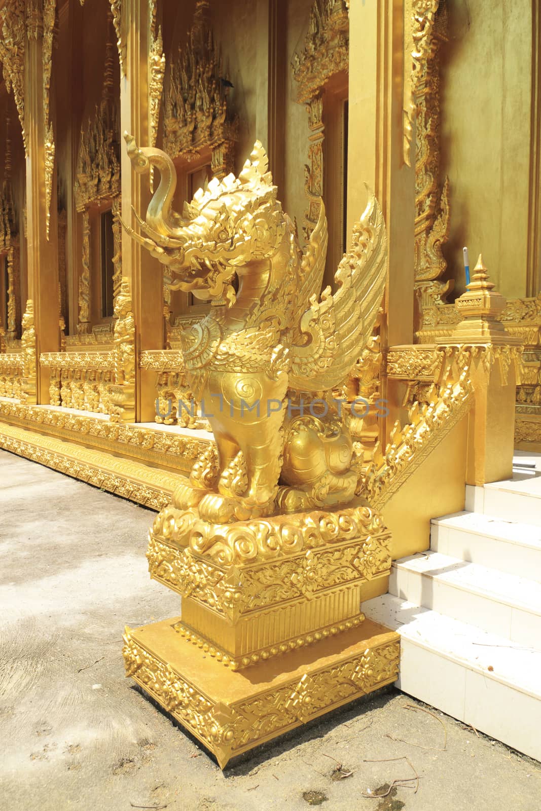 Hemaraj is a mixed animal statue at Wat Paknam Joelo in Chachoengsao province at thailand.