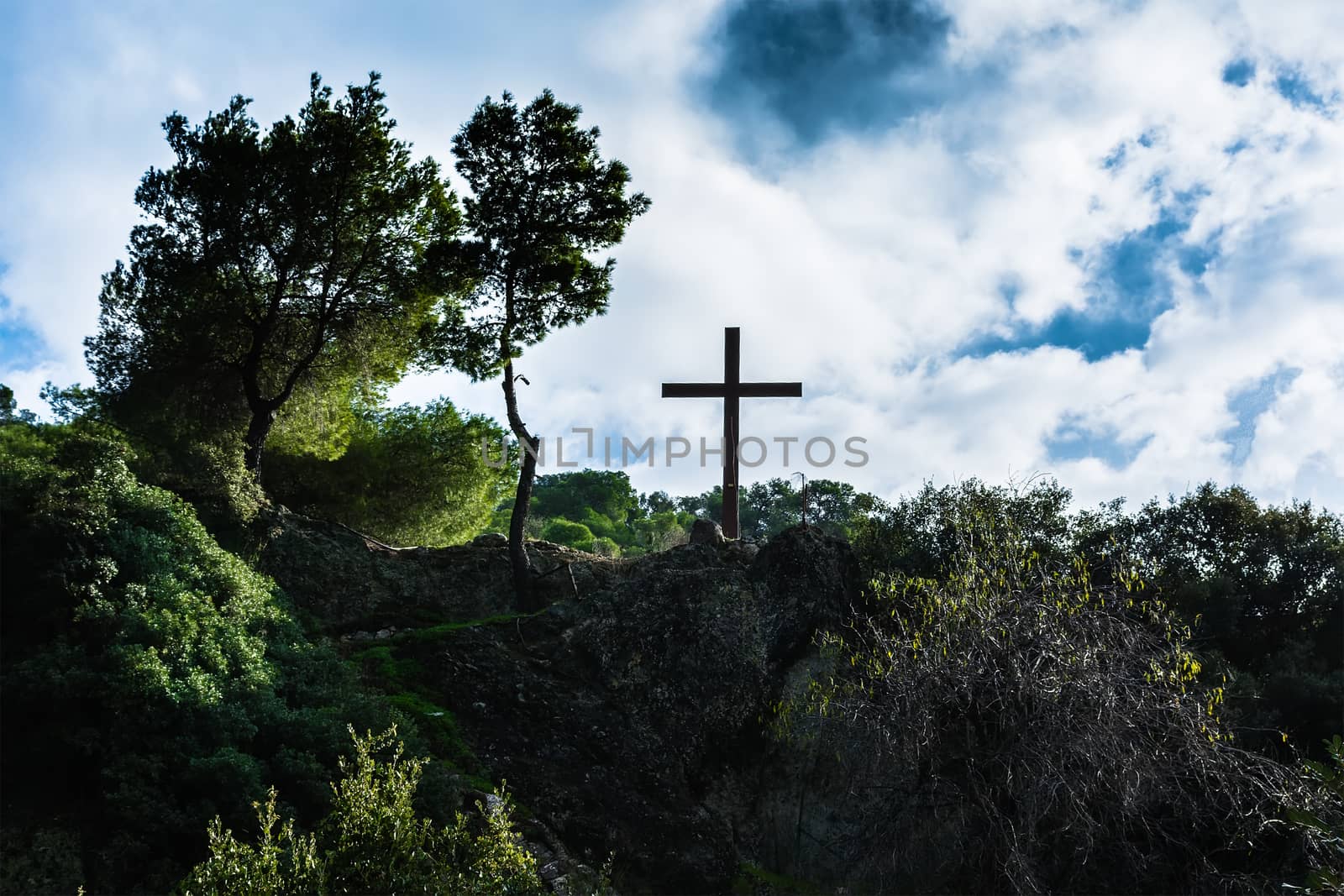 Image of a cross made of light