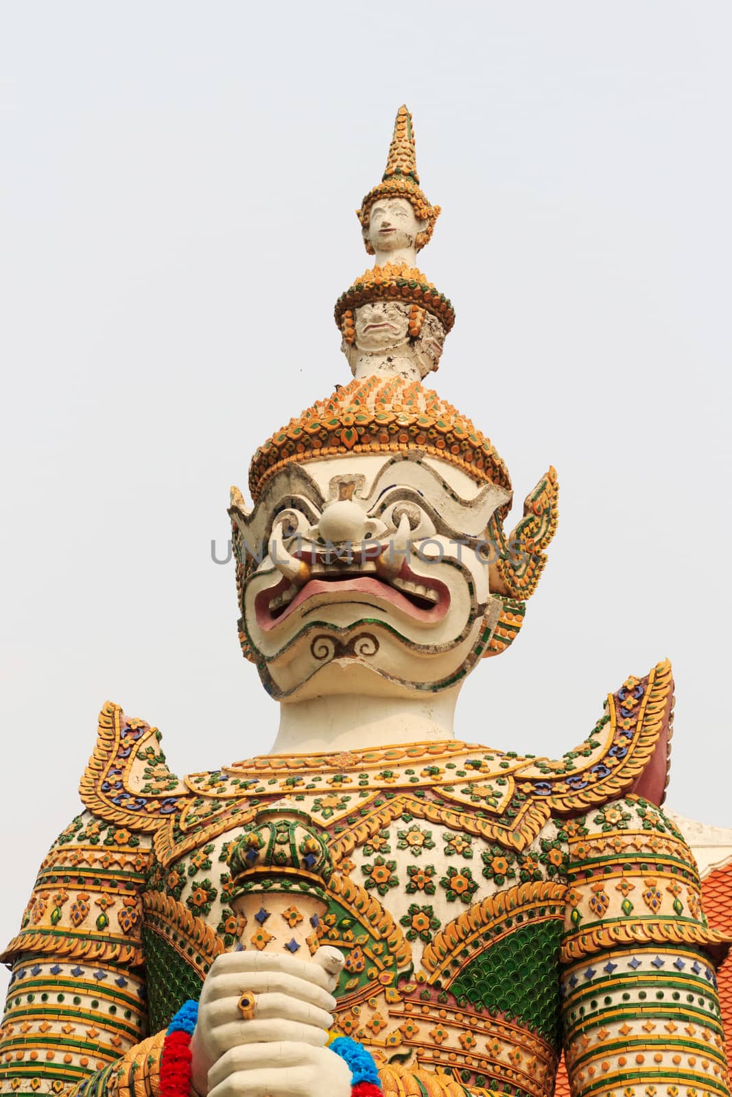 Giant sculpture in Wat Arun wararam, Thailand 