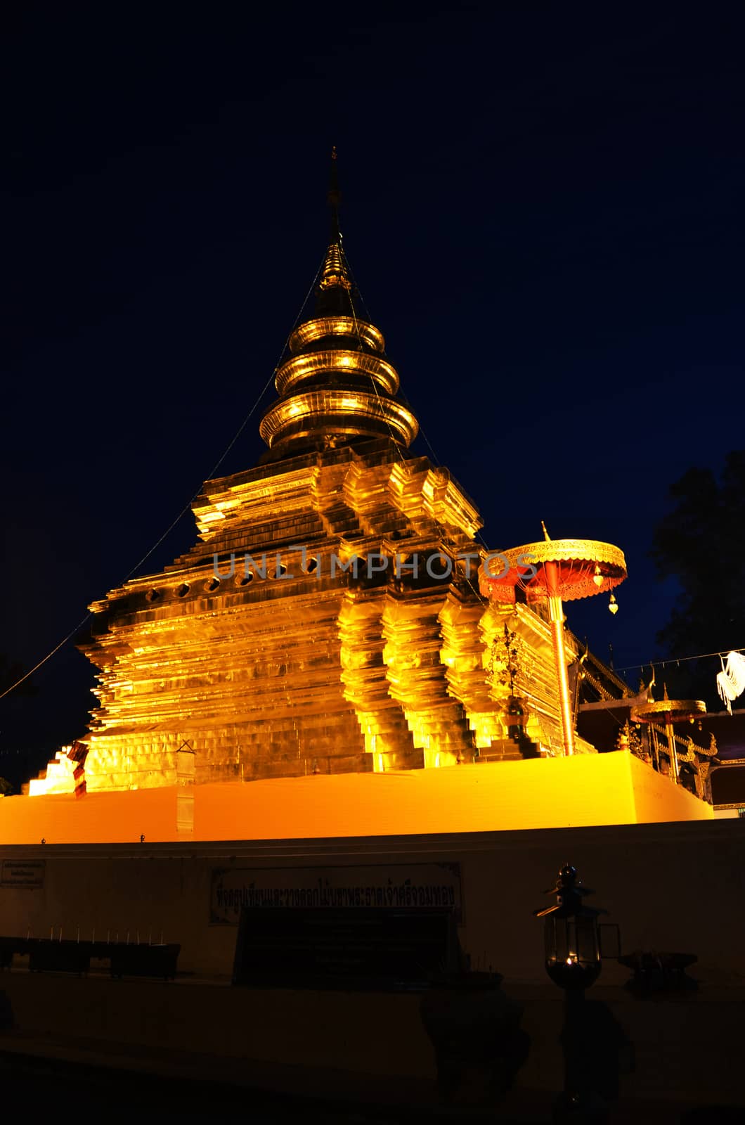 Phra That Sri Jom Thong  Before Sunrise, Series 1_7, Golden Pagoda on Spot Light, Chiang Mai province, Thailand