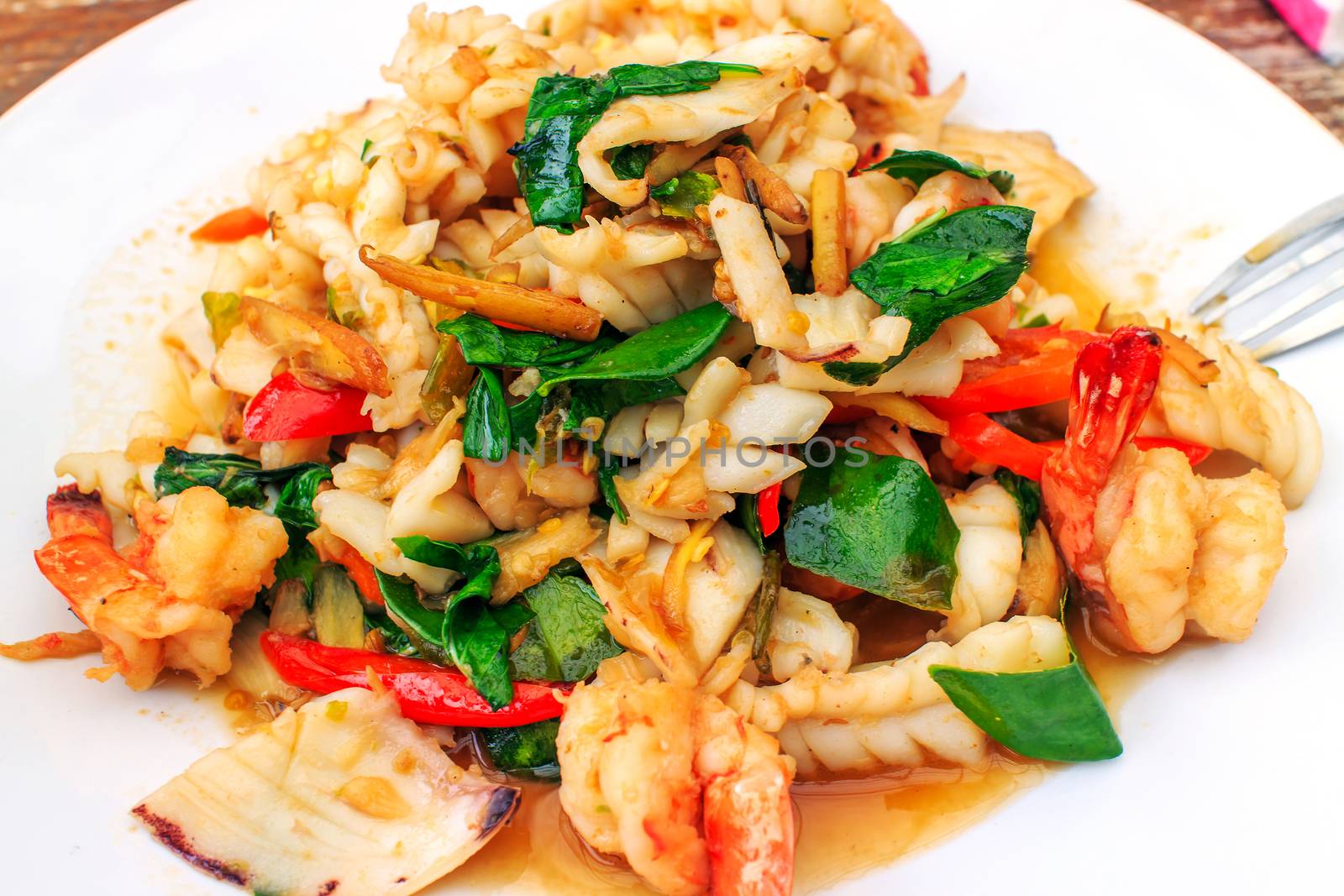 Spicy Stir Fried squid by thanarat27