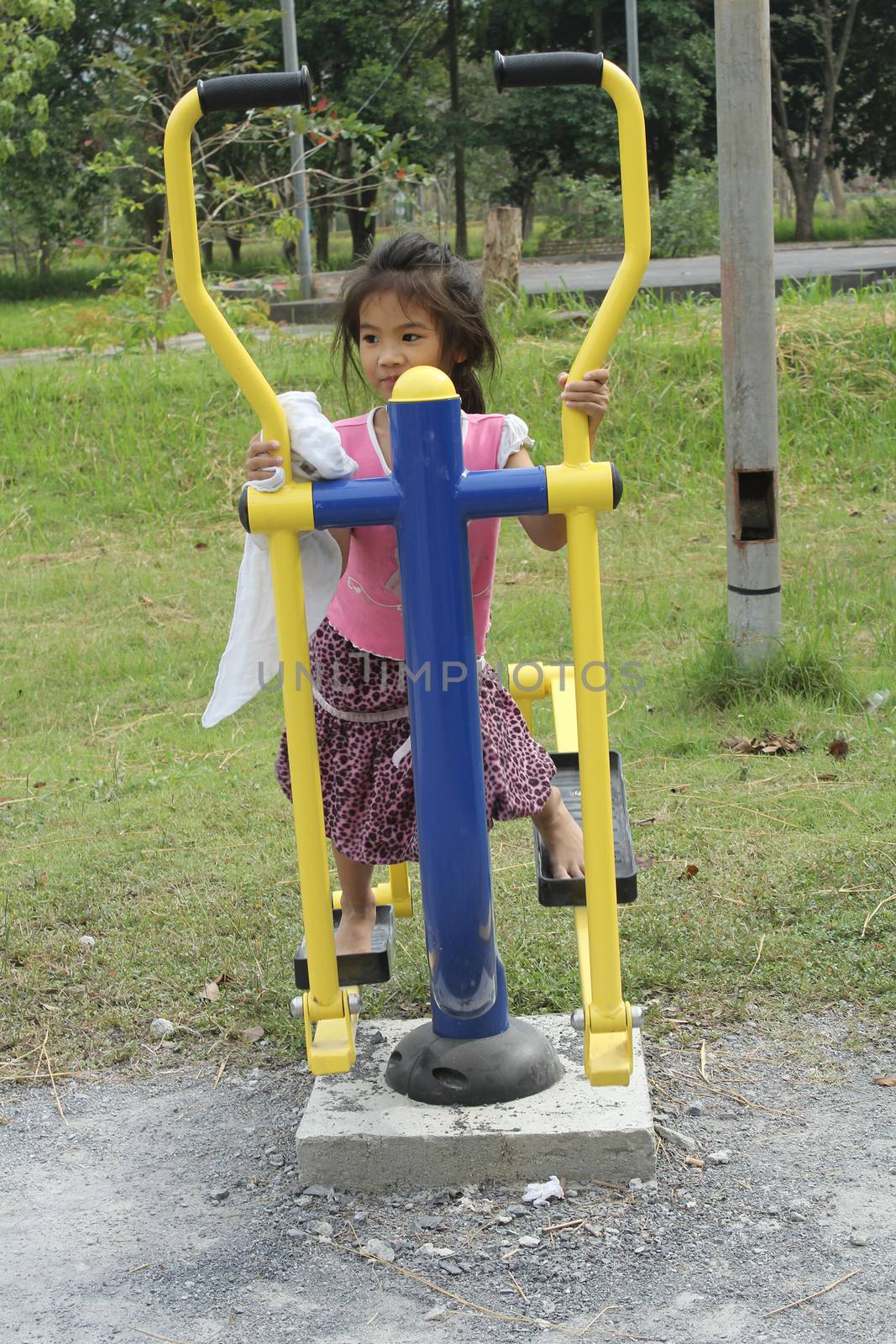 Girl Enjoy Playground by olovedog