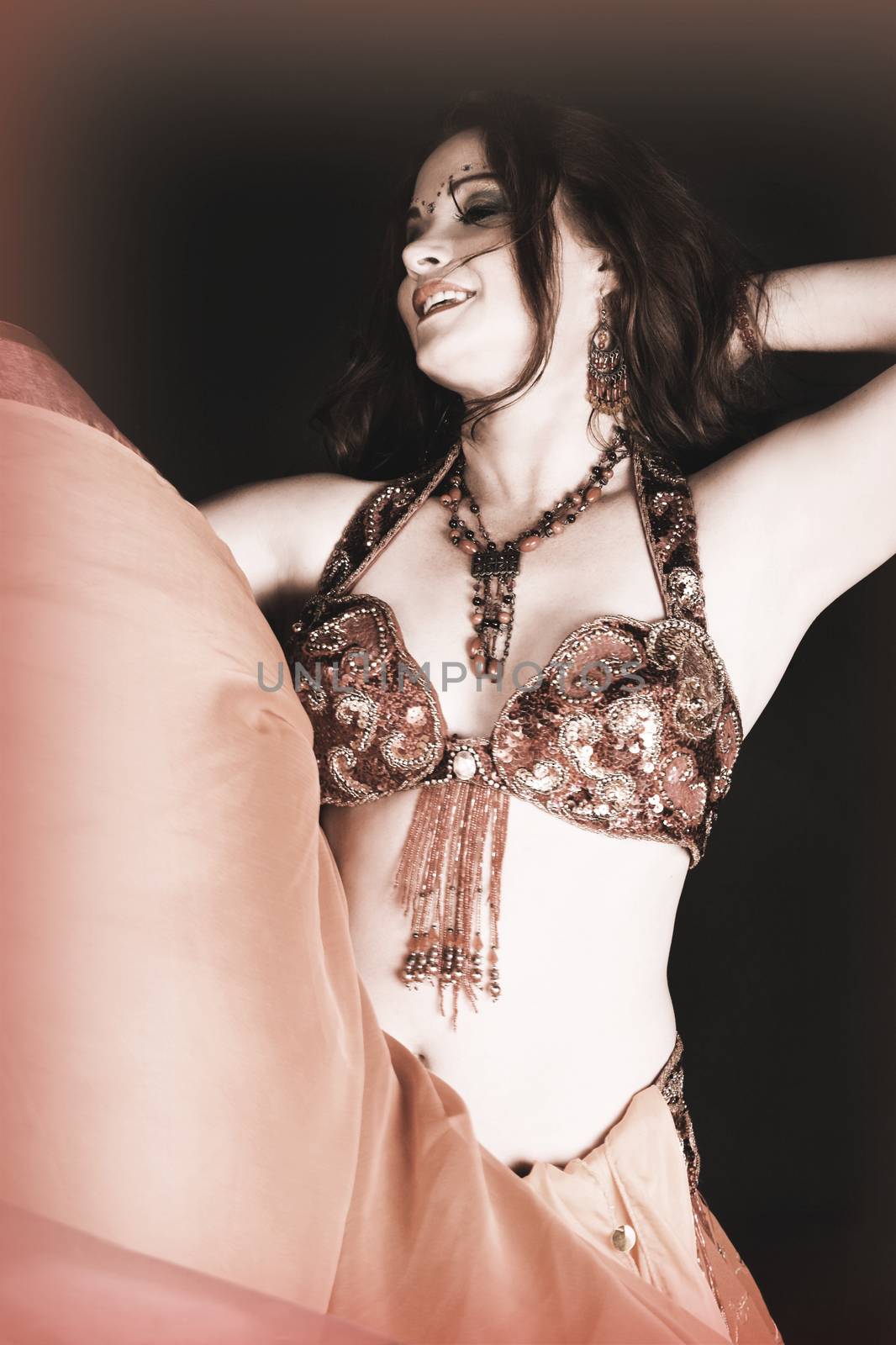 Belly Dancer in Red by carlush