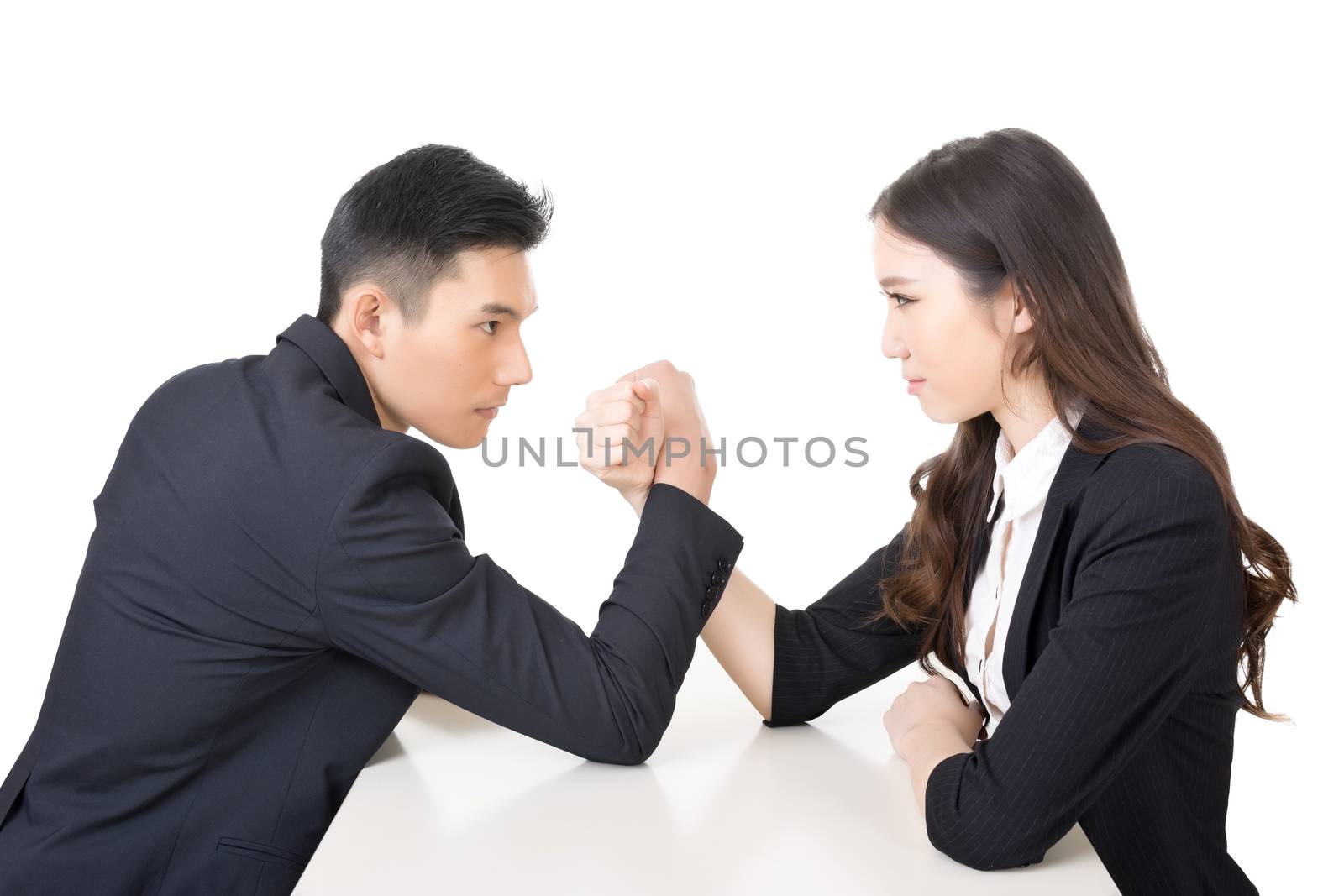 business arm wrestling by elwynn