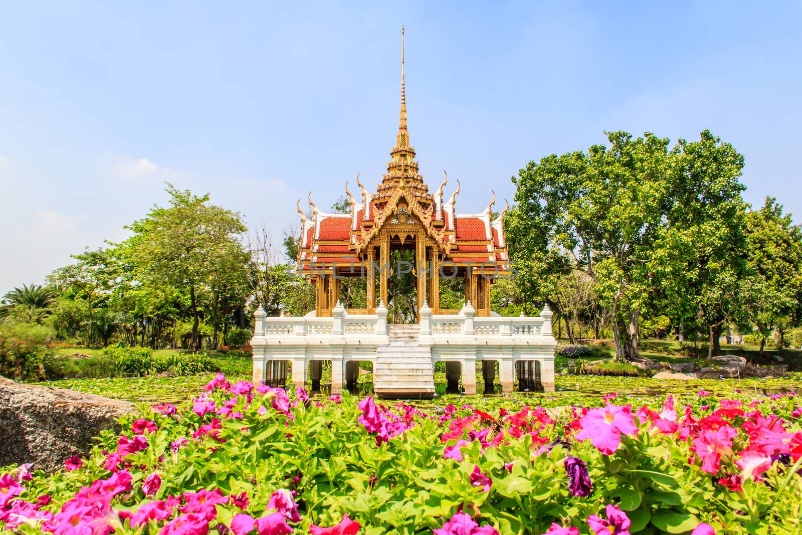 thai pavilion by edlits