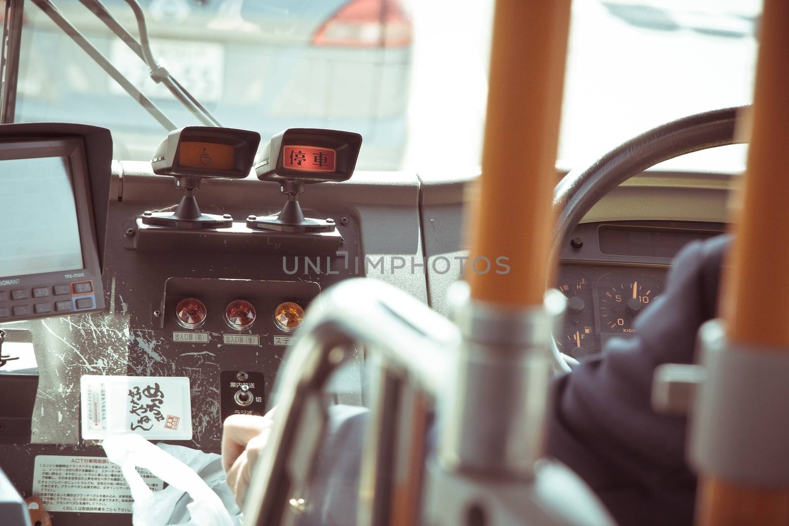 Japanese public bus by ponsulak