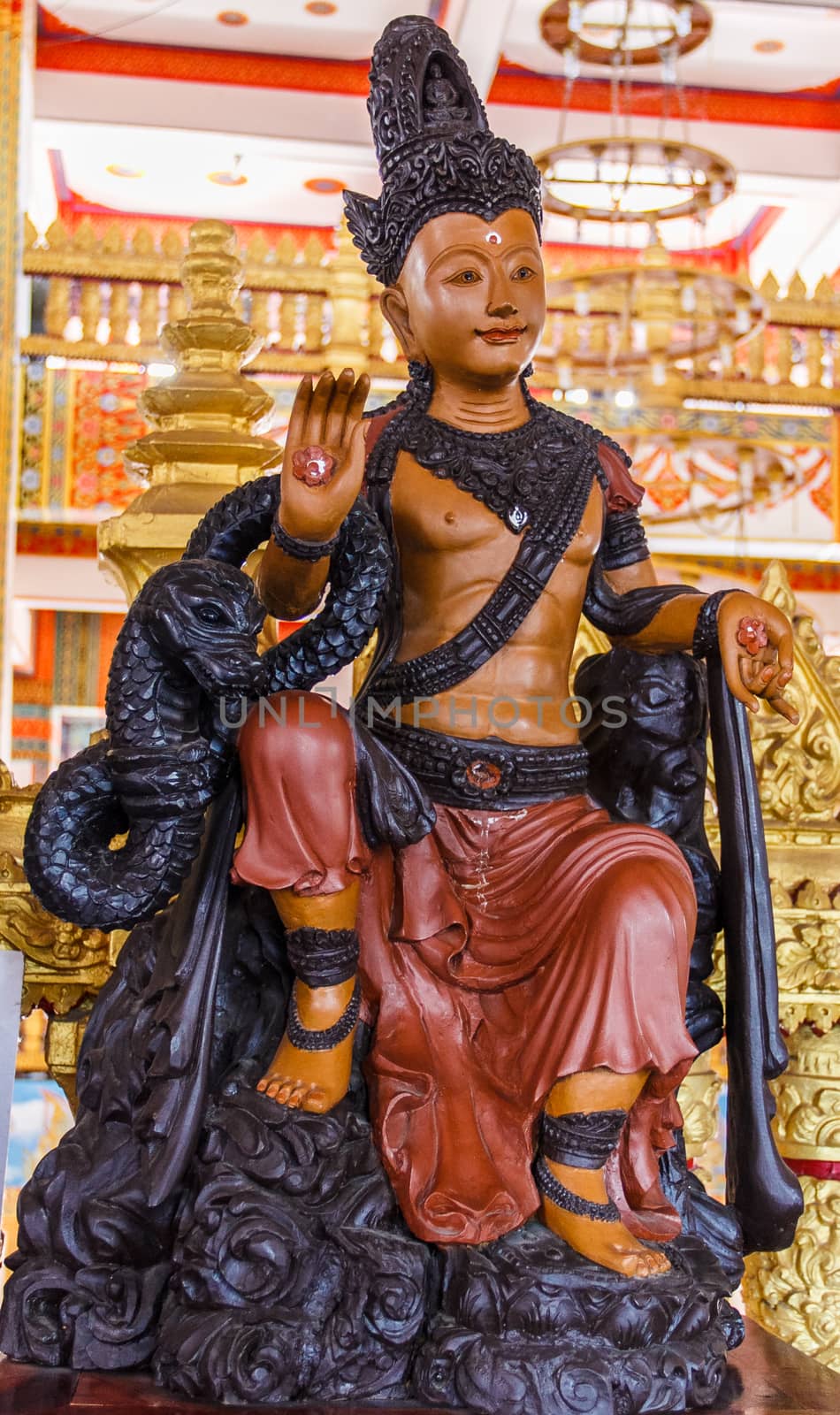 The statue in Phra Mahathat Kaen Nakhon