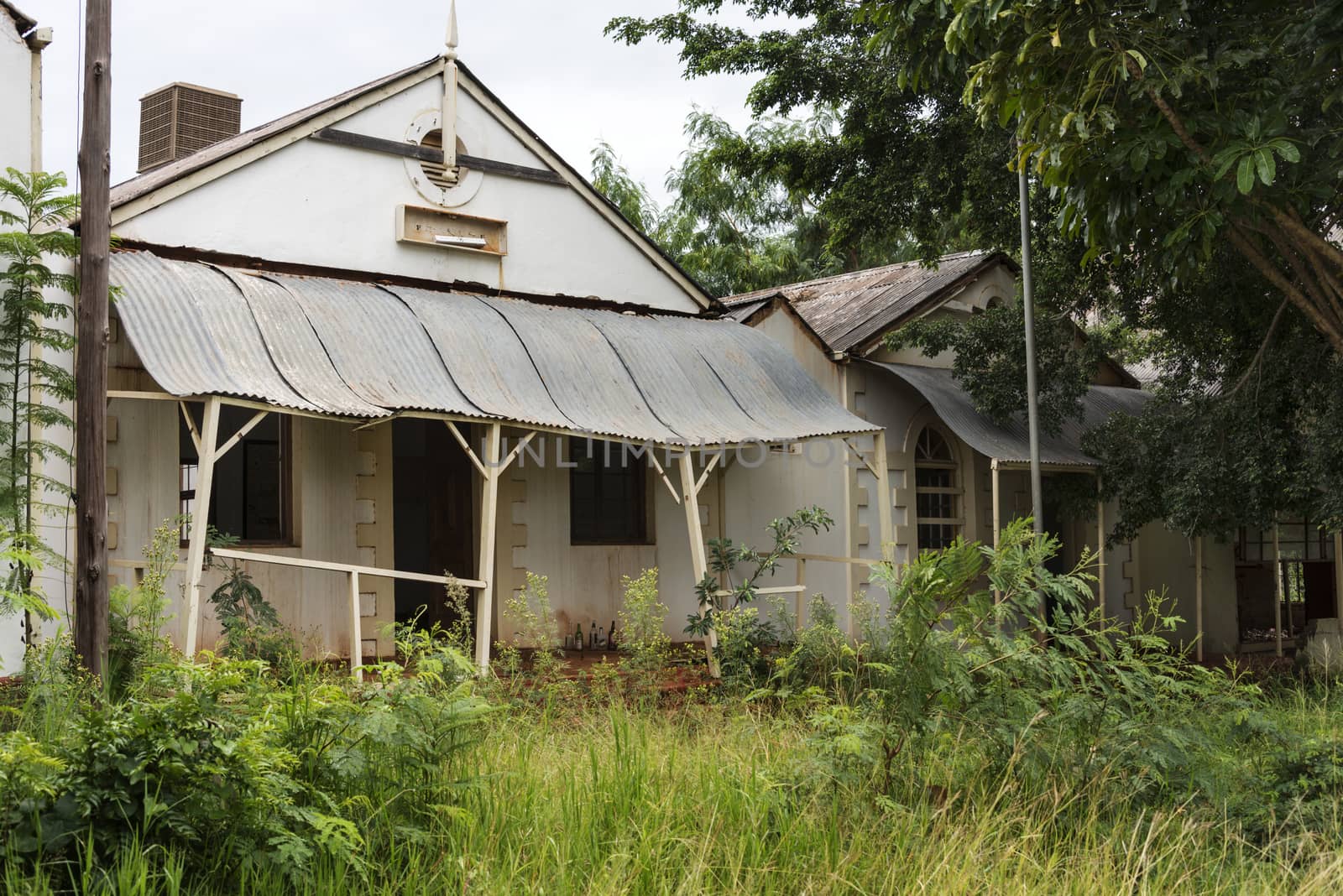 old abandon urban house in mine village leydsdorp south africa