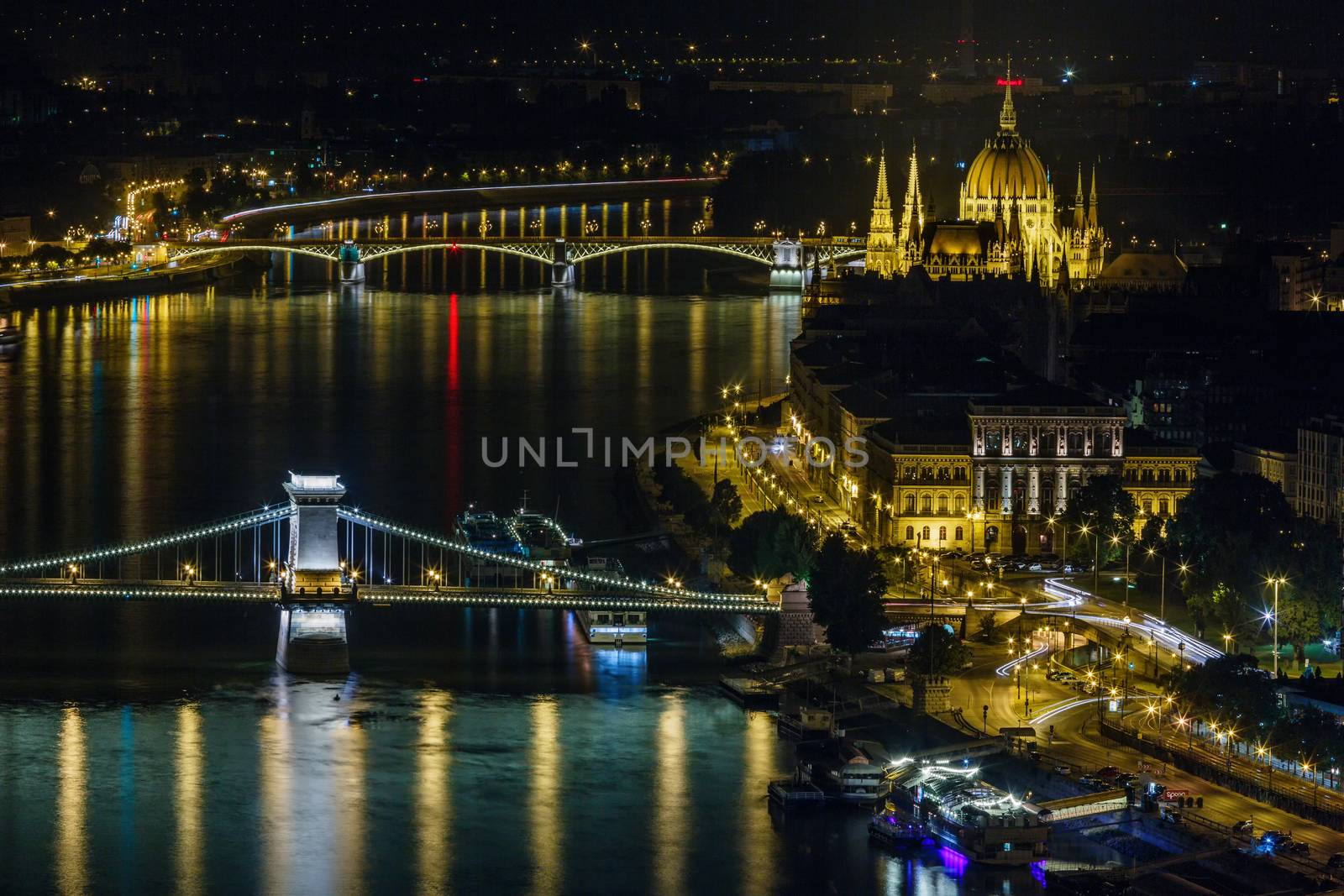 Budapest at night by Roka