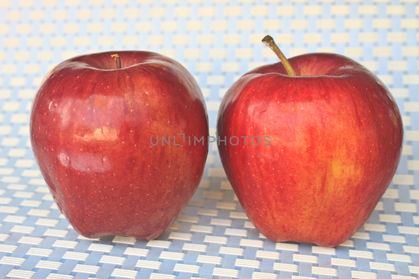 red apple isolated on background