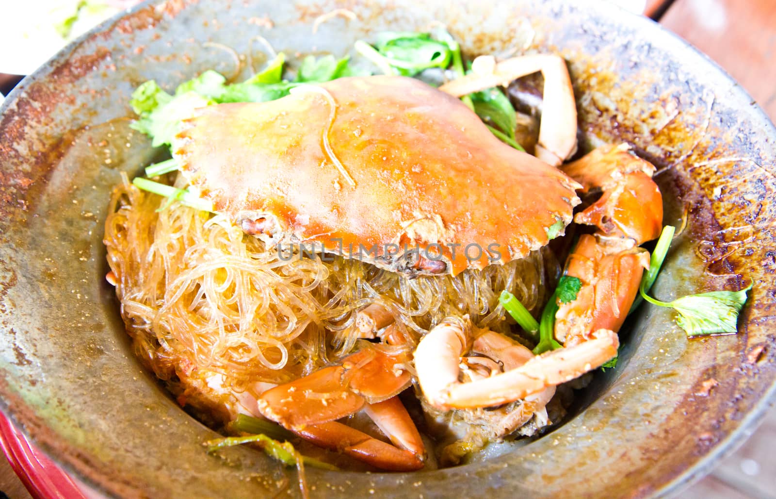 Stream big crab with vermicelli and herb by tisskananat