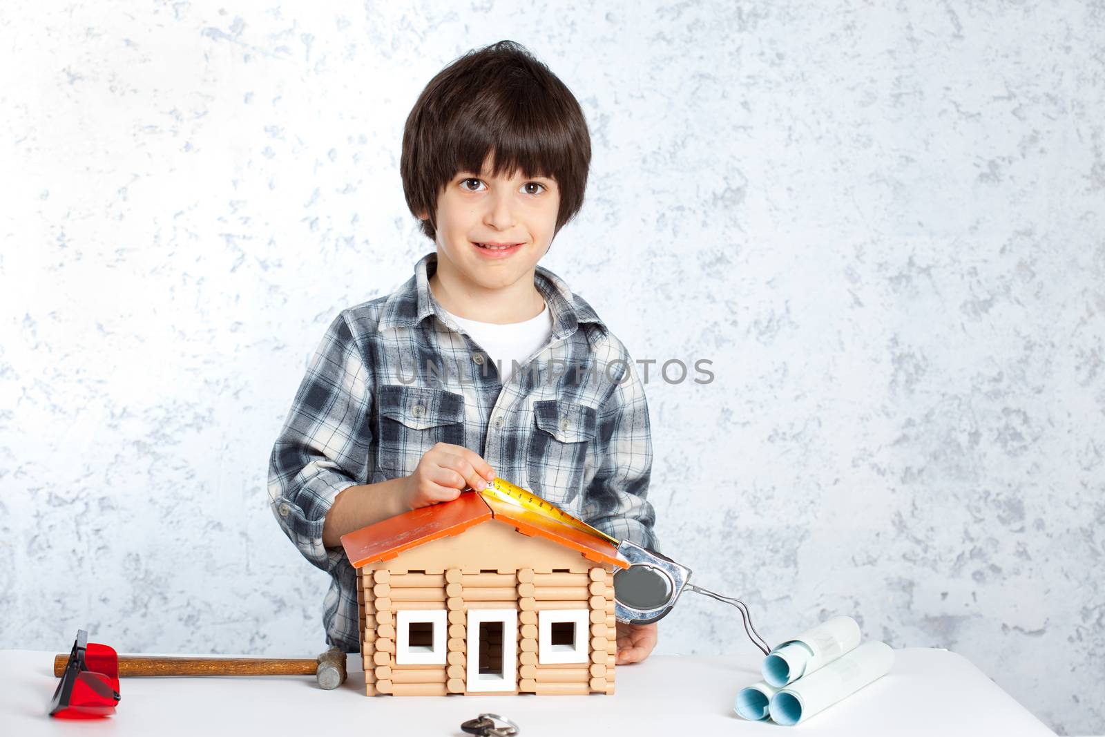 boy builder by Astroid