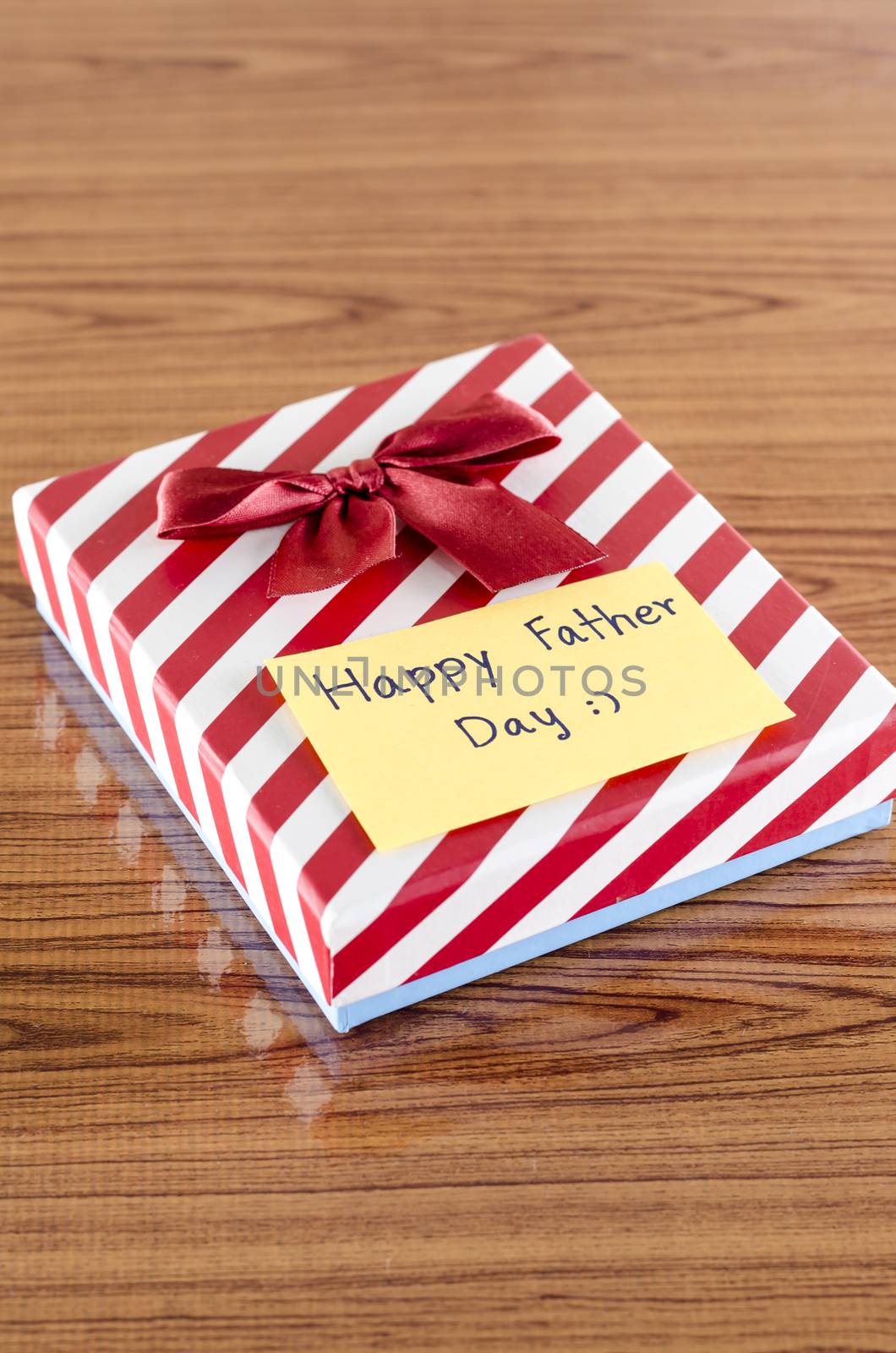 gift box with card write happy father day by ammza12