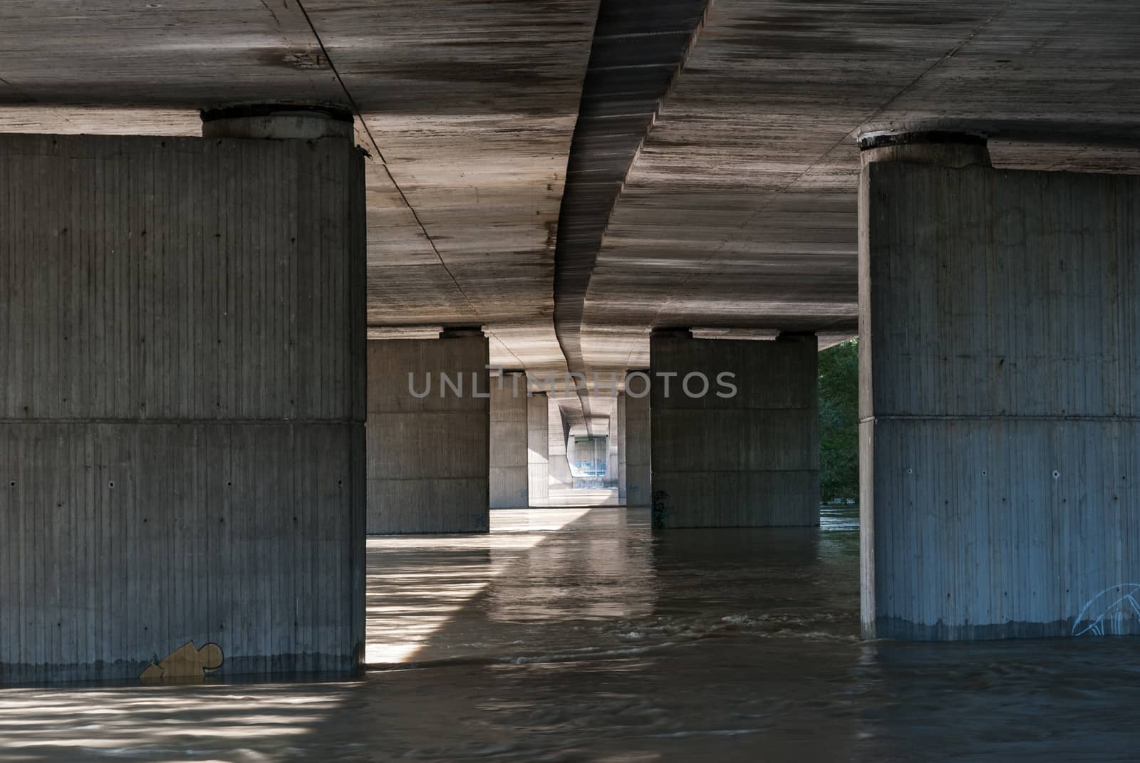 high water under the bridge during the flood