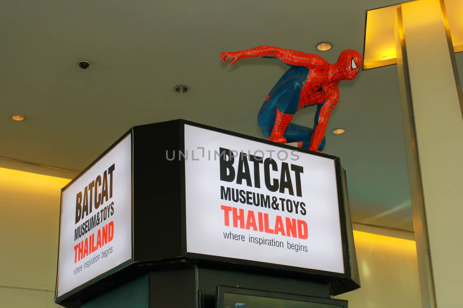 BANGKOK - MAY. 11: A Spiderman model in Thailand Comic Con 2014 on May 11, 2014 at Siam Paragon, Bangkok, Thailand.