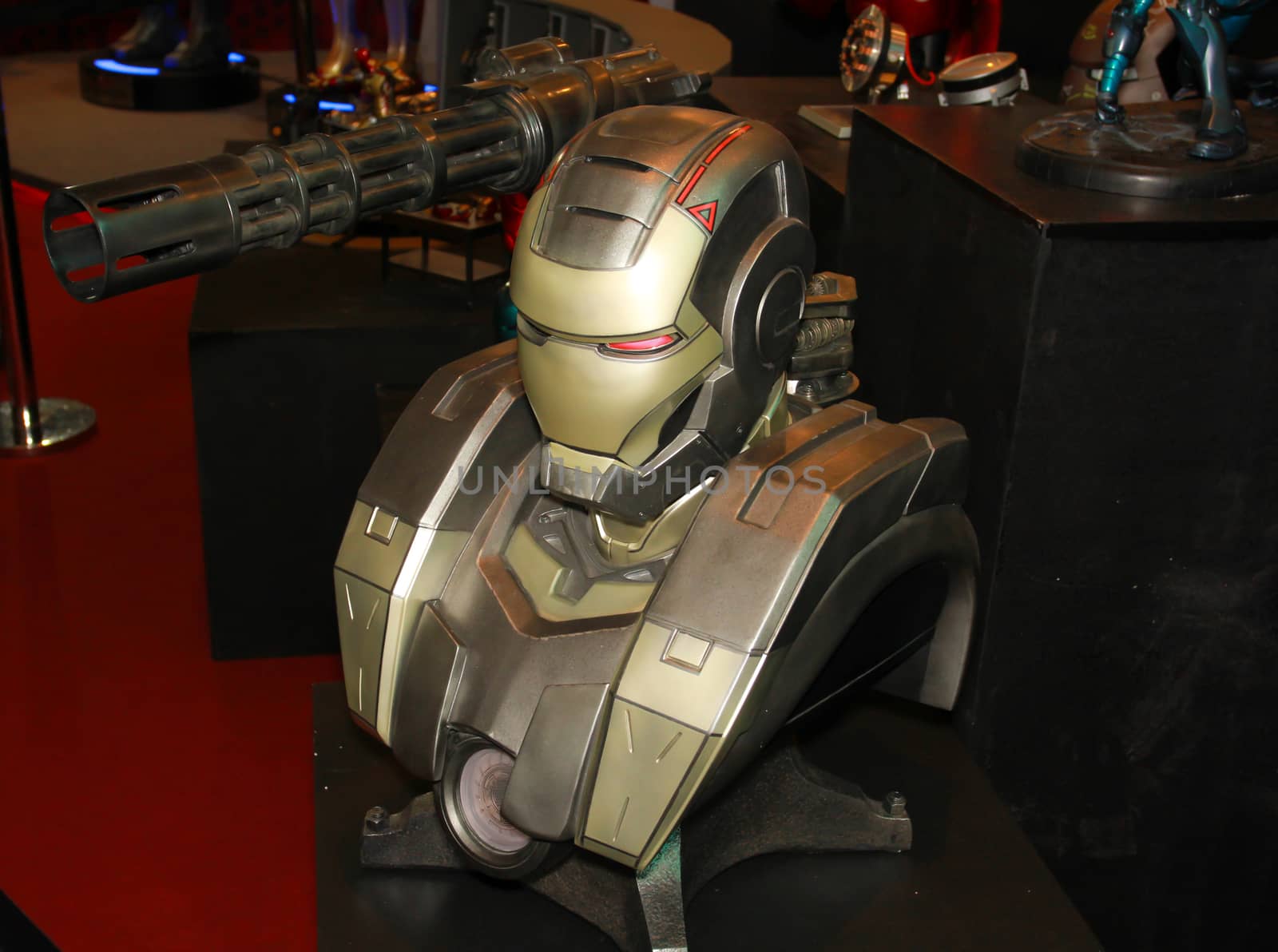 A model of the character Iron Man from the movies and comics 16 by redthirteen
