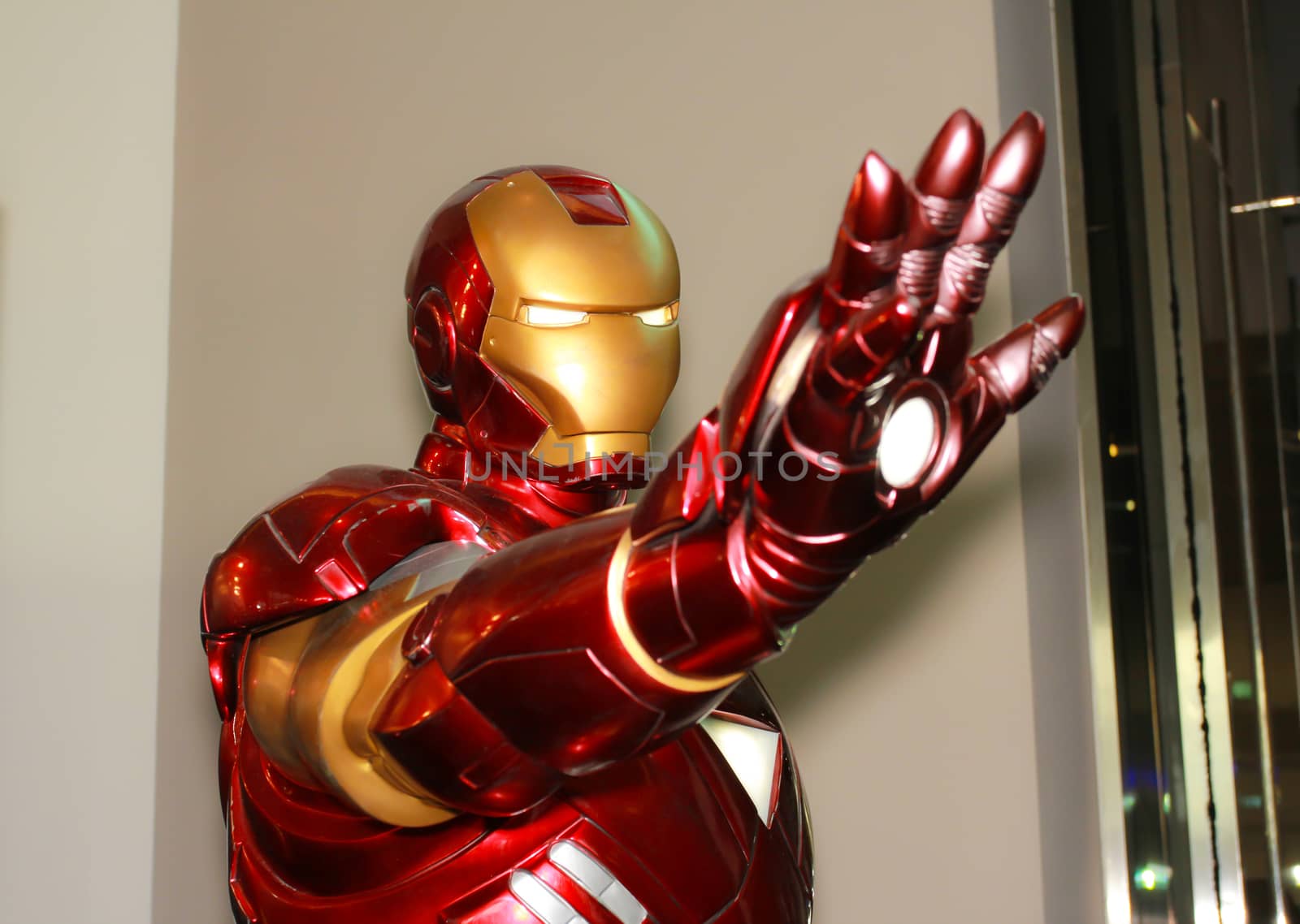 BANGKOK - MAY. 11: An Iron Man model in Thailand Comic Con 2014 on May 11, 2014 at Siam Paragon, Bangkok, Thailand.