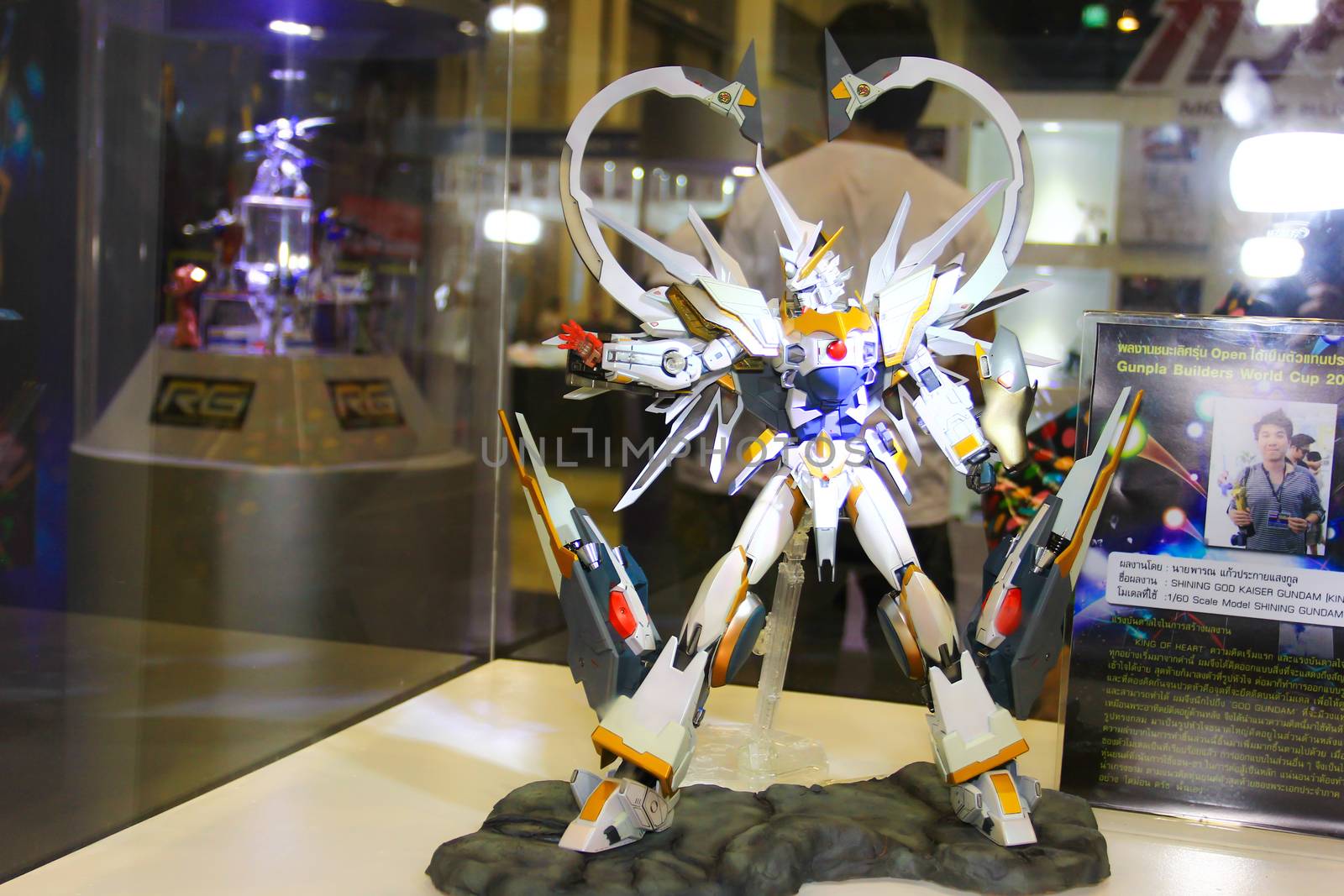 BANGKOK - MAY. 11: A Gundam model in Thailand Comic Con 2014 on May 11, 2014 at Siam Paragon, Bangkok, Thailand.