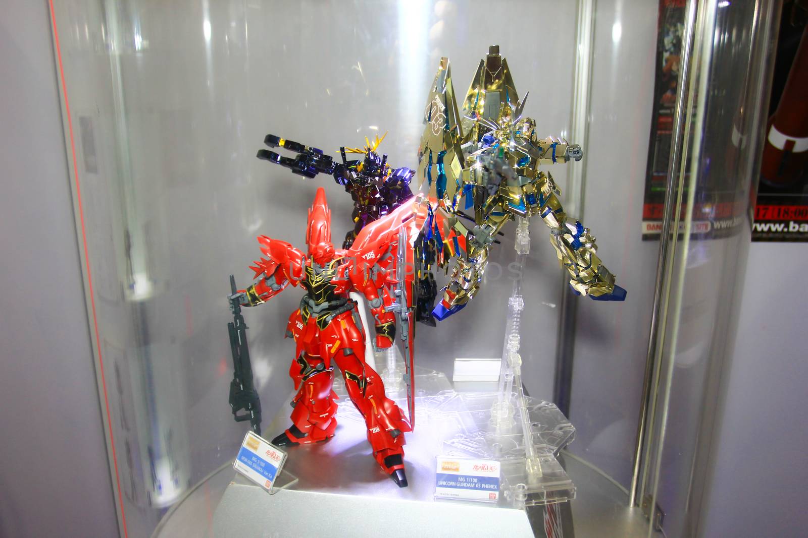 BANGKOK - MAY. 11: A Gundam model in Thailand Comic Con 2014 on May 11, 2014 at Siam Paragon, Bangkok, Thailand.