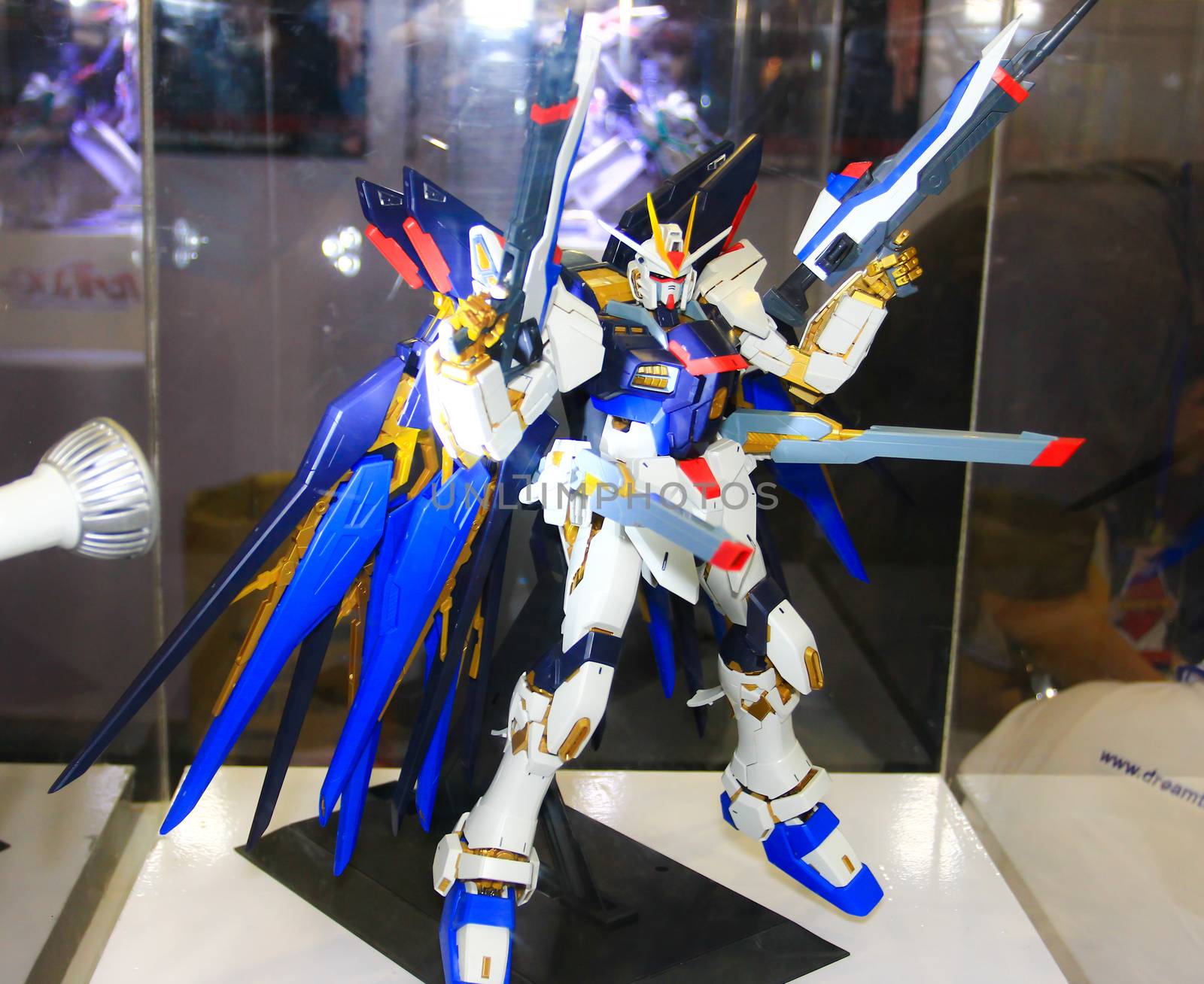 BANGKOK - MAY. 11: A Gundam model in Thailand Comic Con 2014 on May 11, 2014 at Siam Paragon, Bangkok, Thailand.