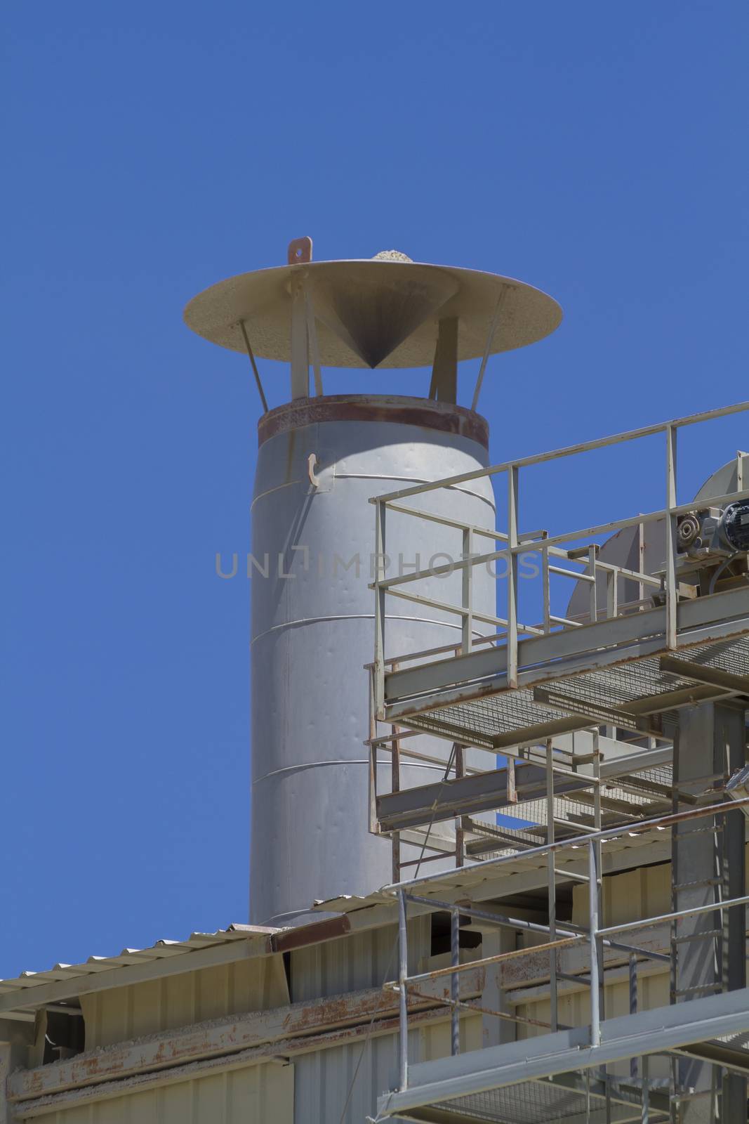 tube and industrial chimneys in area construction companies by FernandoCortes