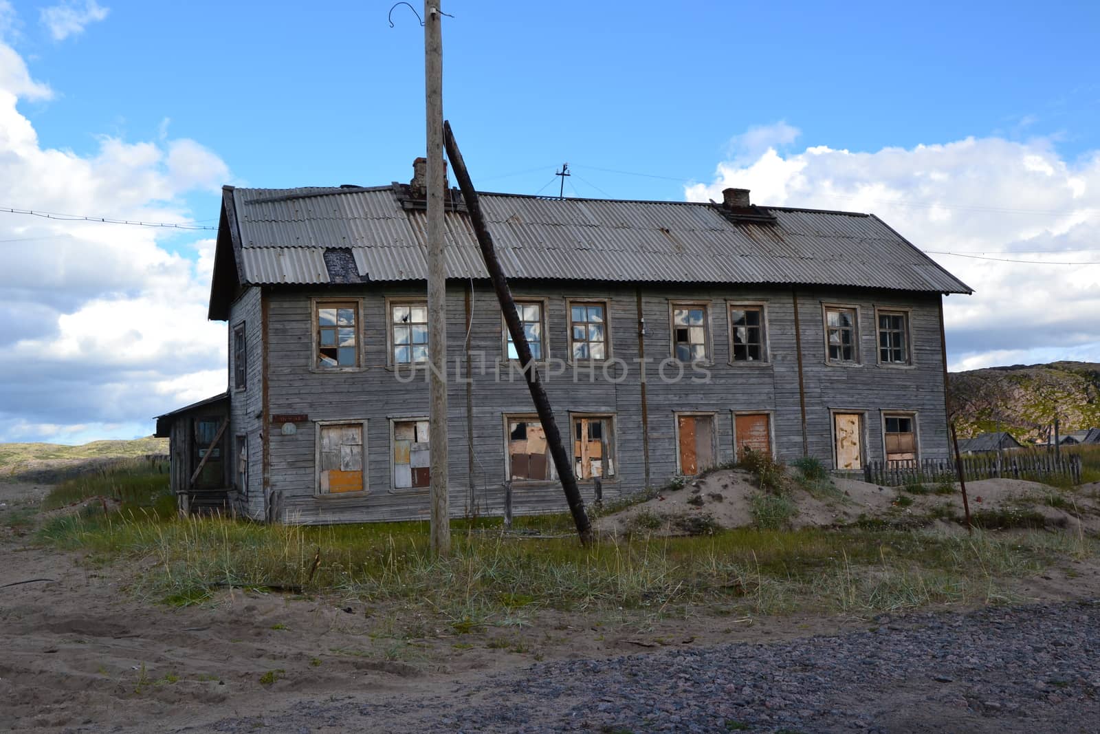 Old house in tundra Murmansk region by ruv86