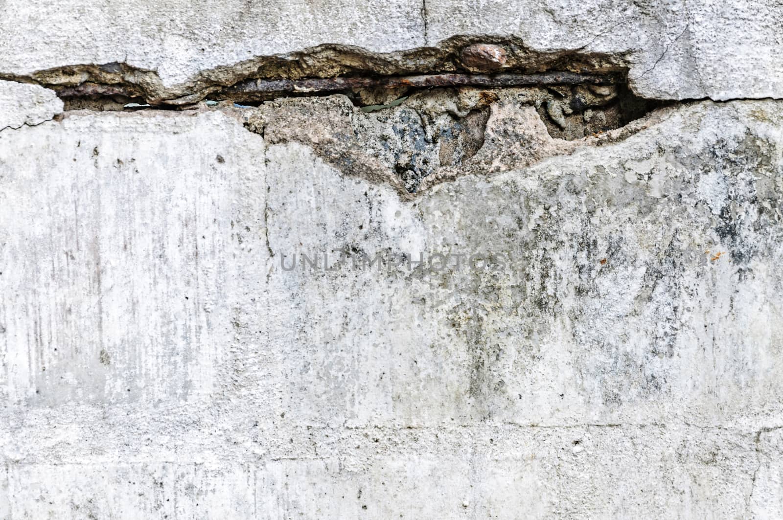 cracked concrete wall  by NuwatPhoto