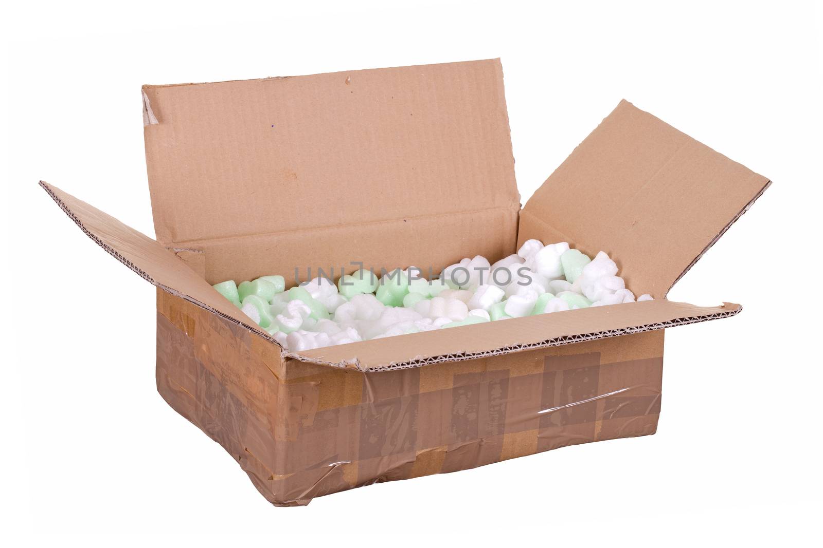 cardboard box with styrofoam by pterwort
