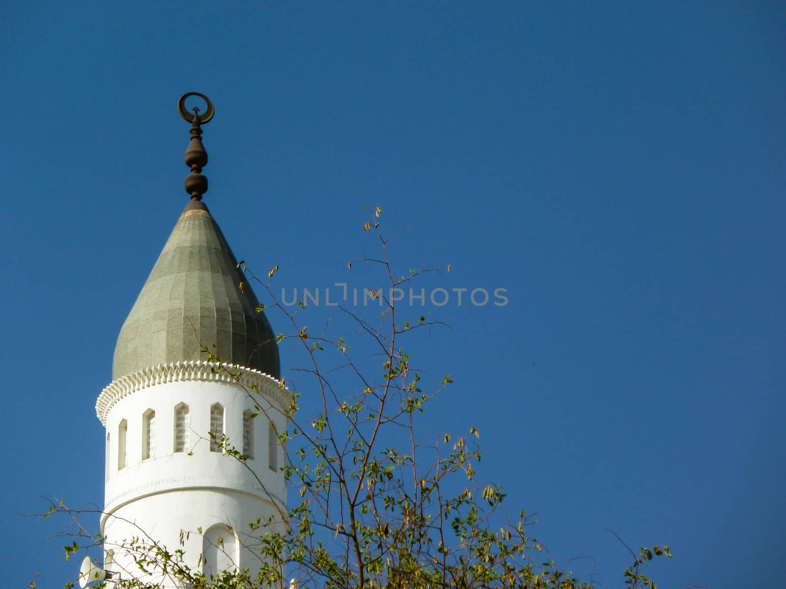 Minaret of Quba Mosque by azamshah72