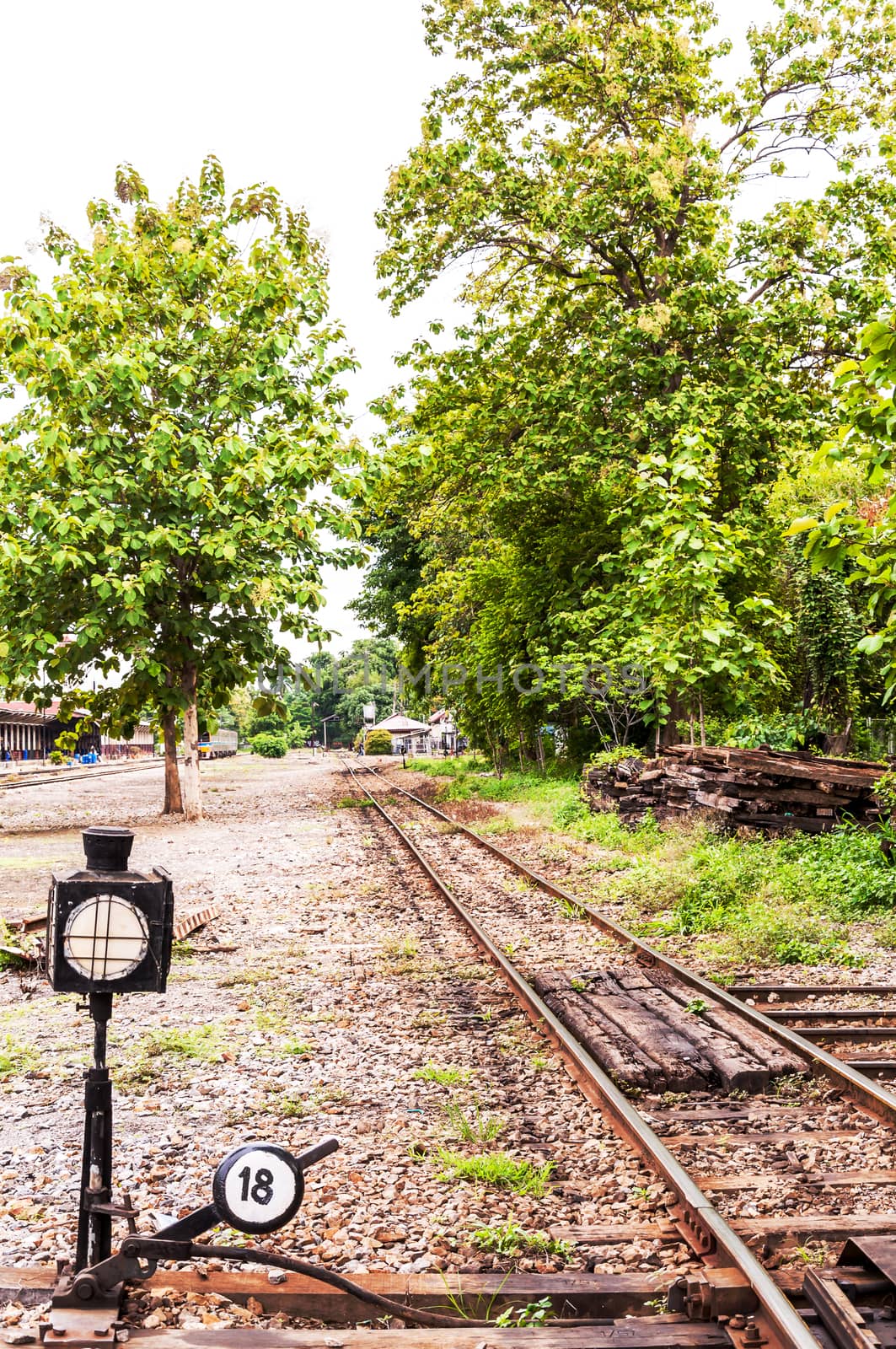 Siding control for railway at station