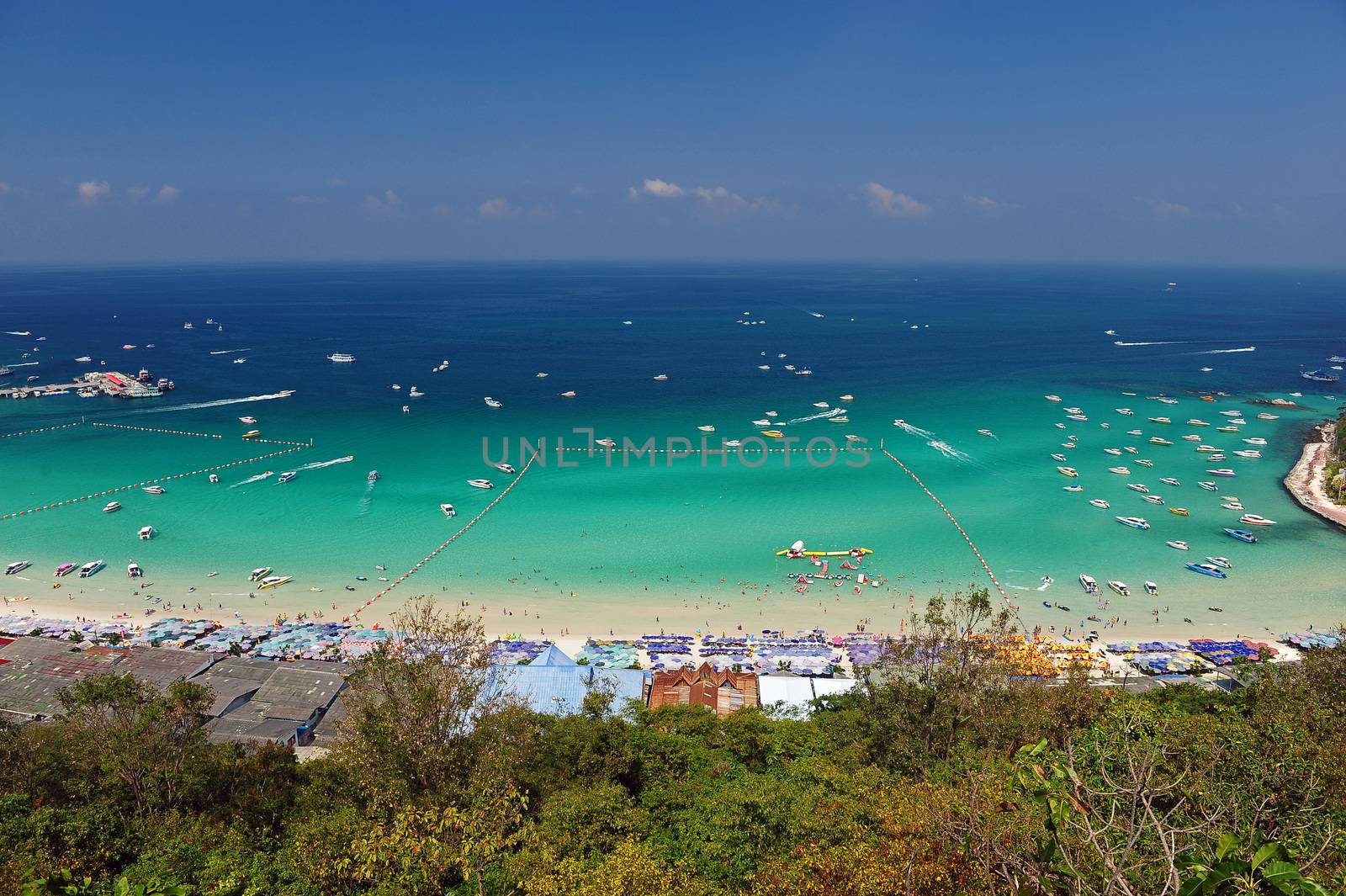 Seascape in blue sky day at Koh Larn, Pattaya, Thailand by think4photop