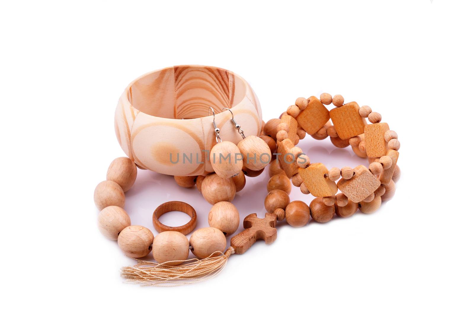 wooden bracelet, earrings, ring by Nikola30