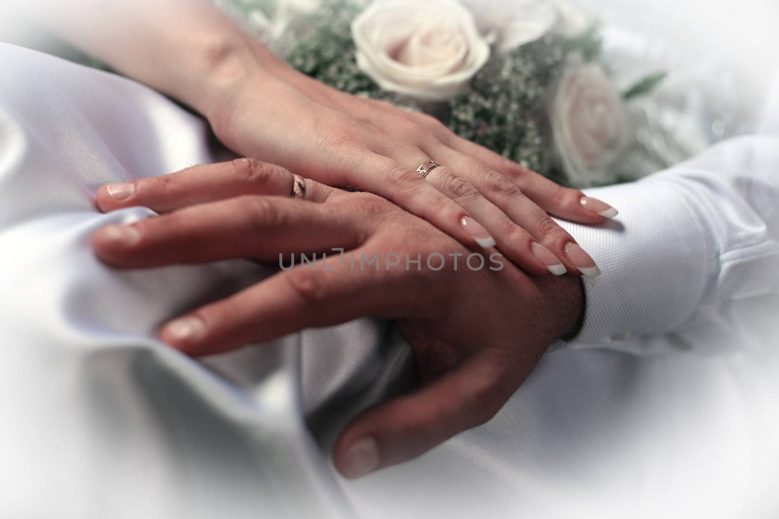 The groom keep the bride for hands