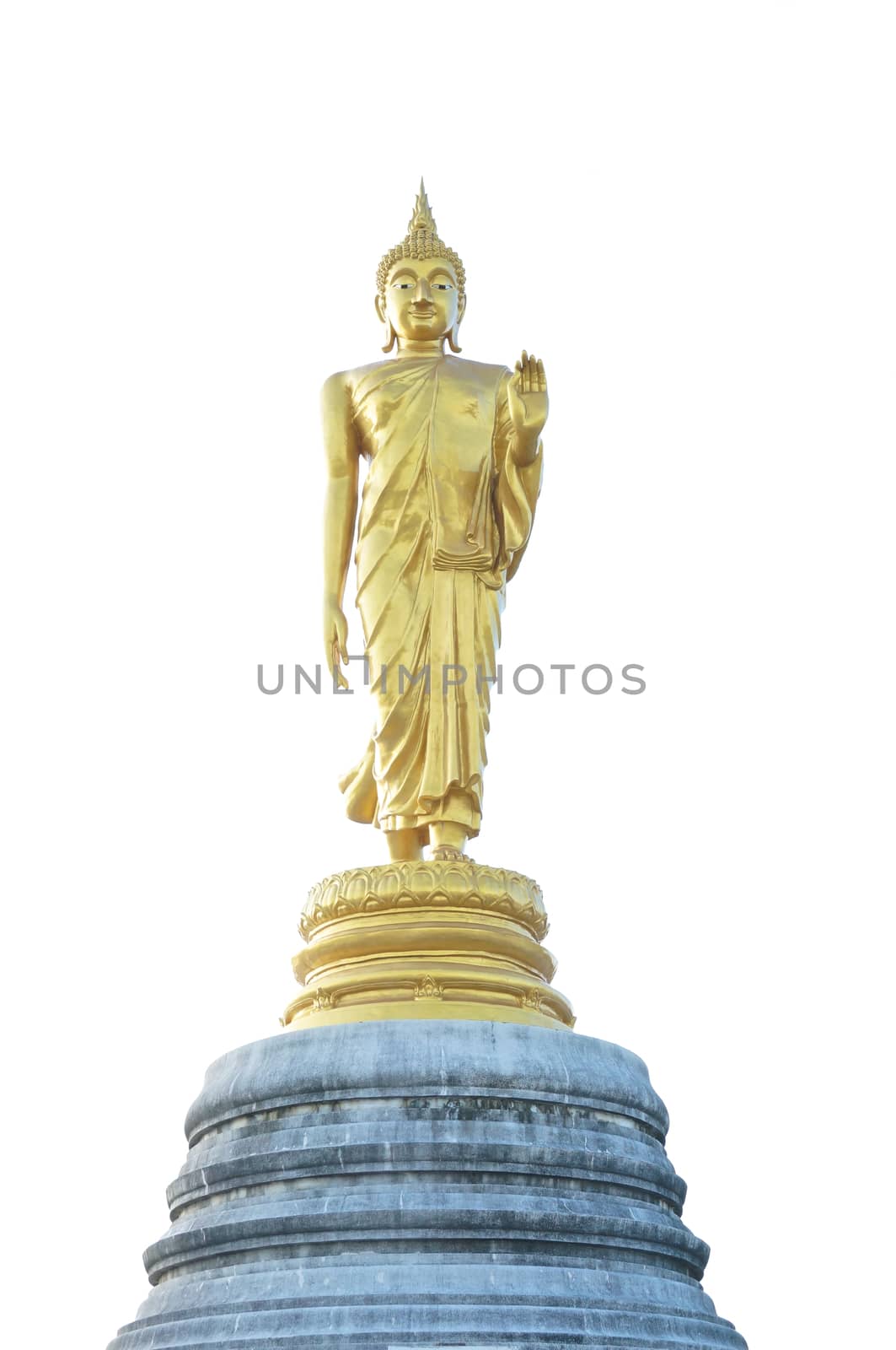 Front of golden buddha statue by eaglesky