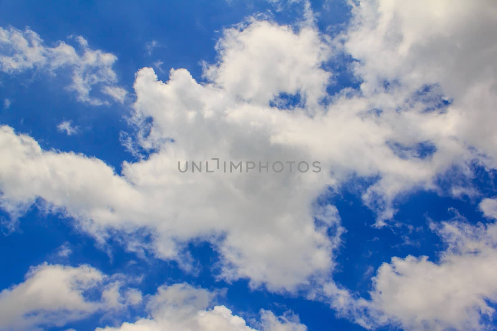 beautiful fresh, bright clouds with blue sky in bright day for scene and background