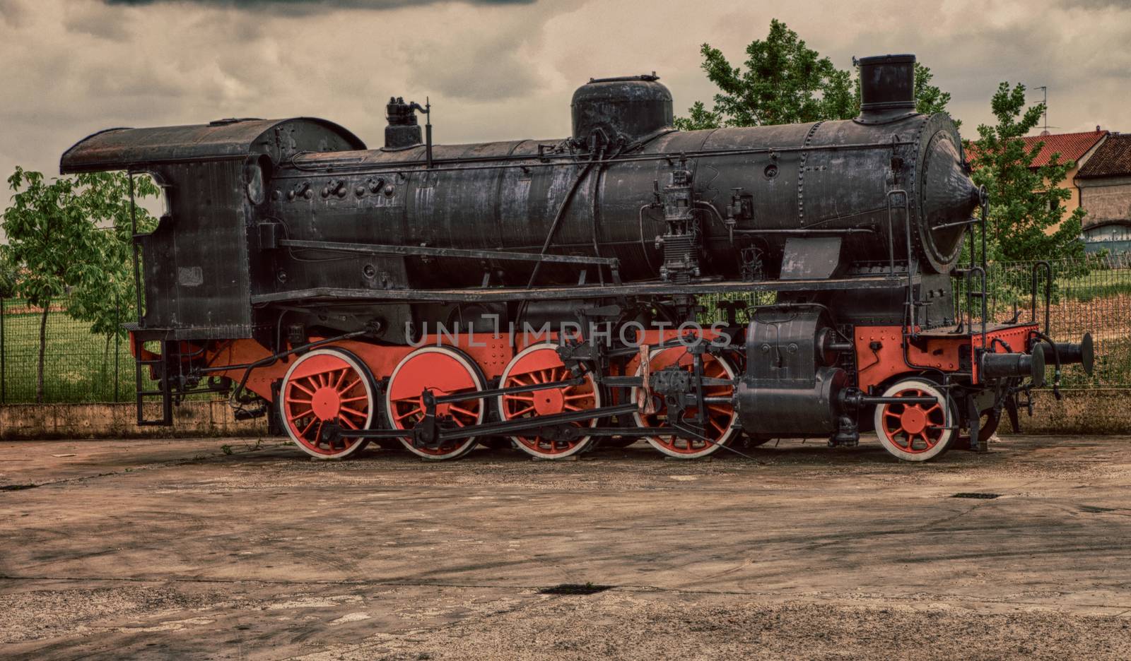 Reproduction of steam locomotive, hdr image