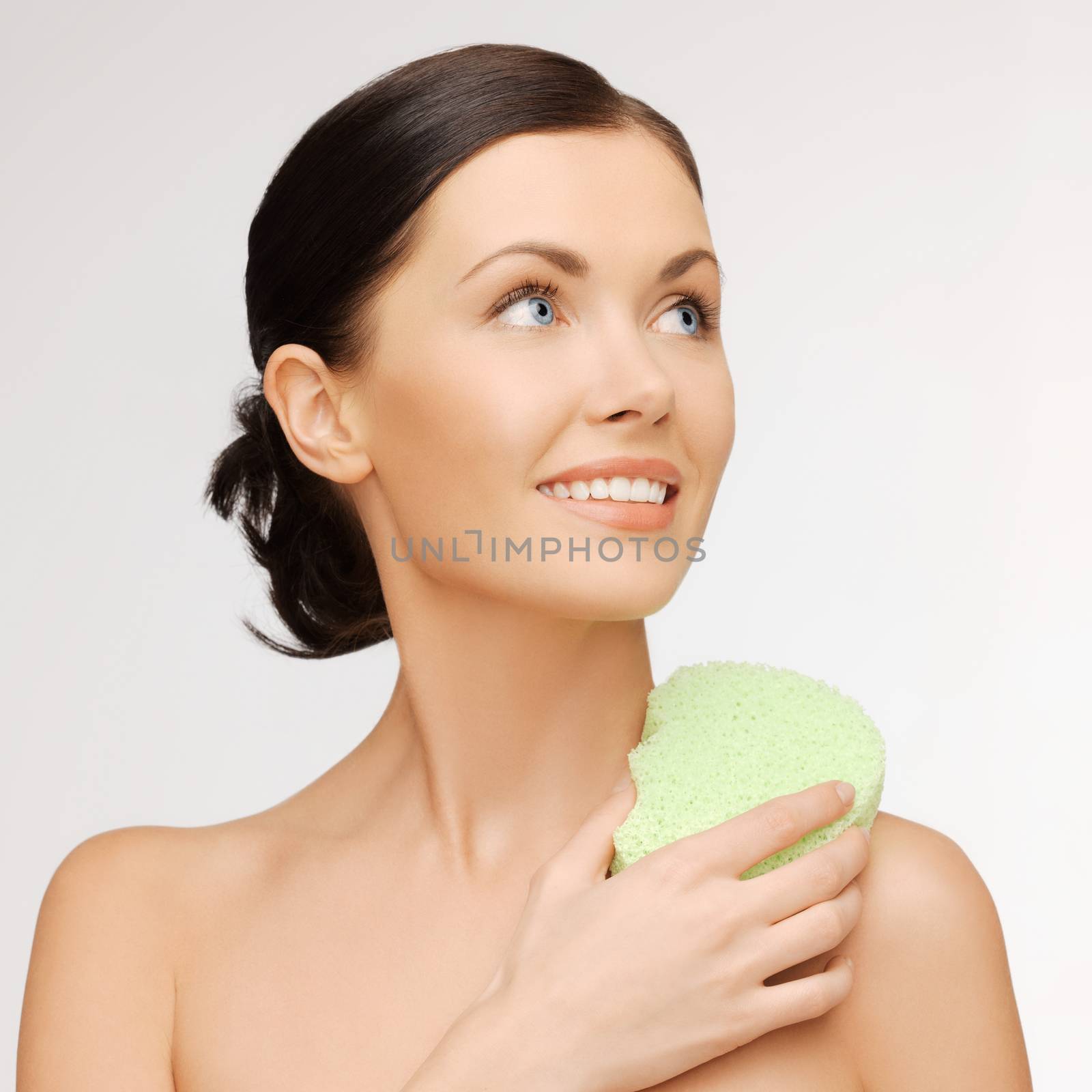 woman with sponge by dolgachov