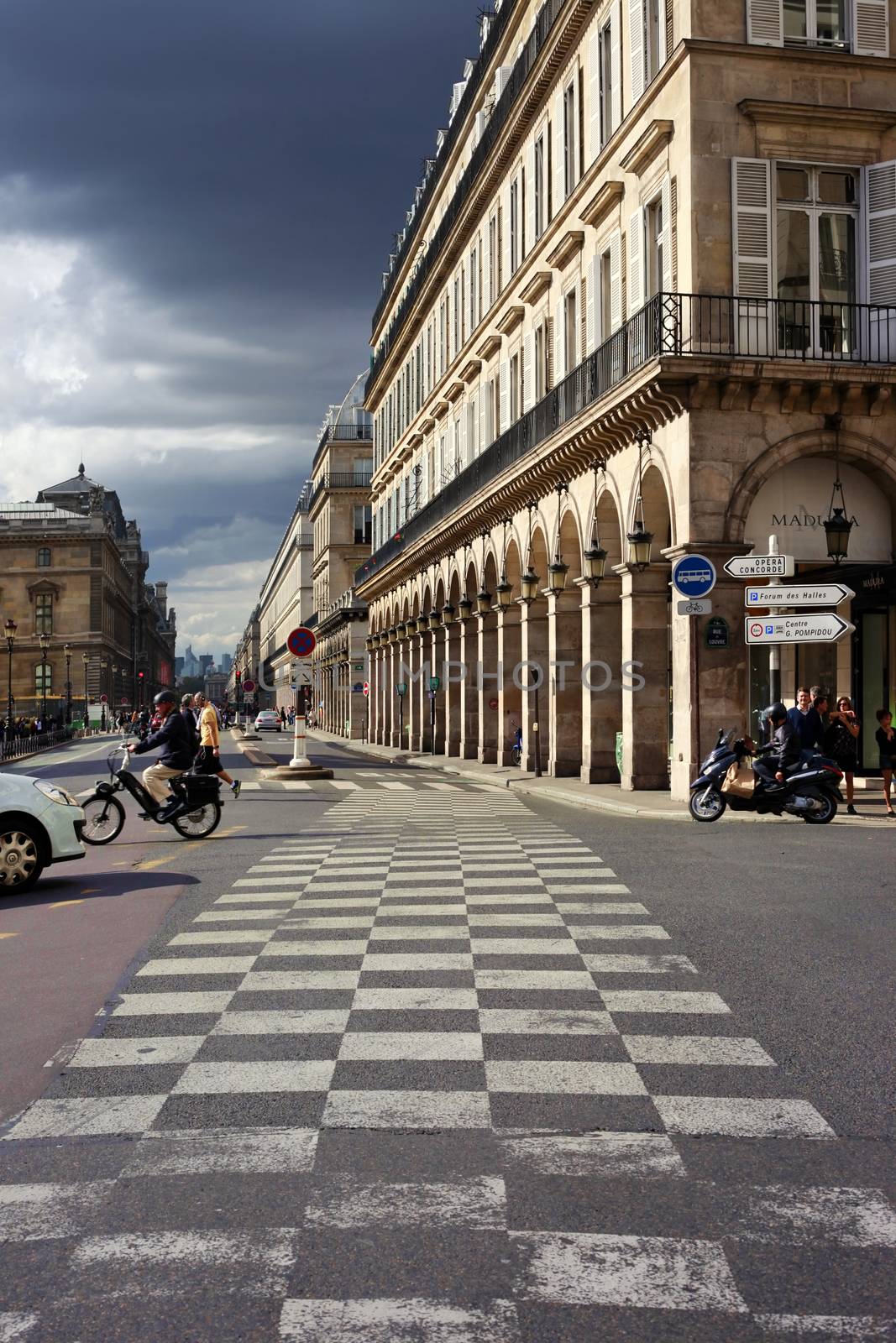 PARIS, FRANCE - SEPTEMBER 17, 2010: Crossroads with a pedestrian crossing in the centre of Paris 17 September, 2011. France