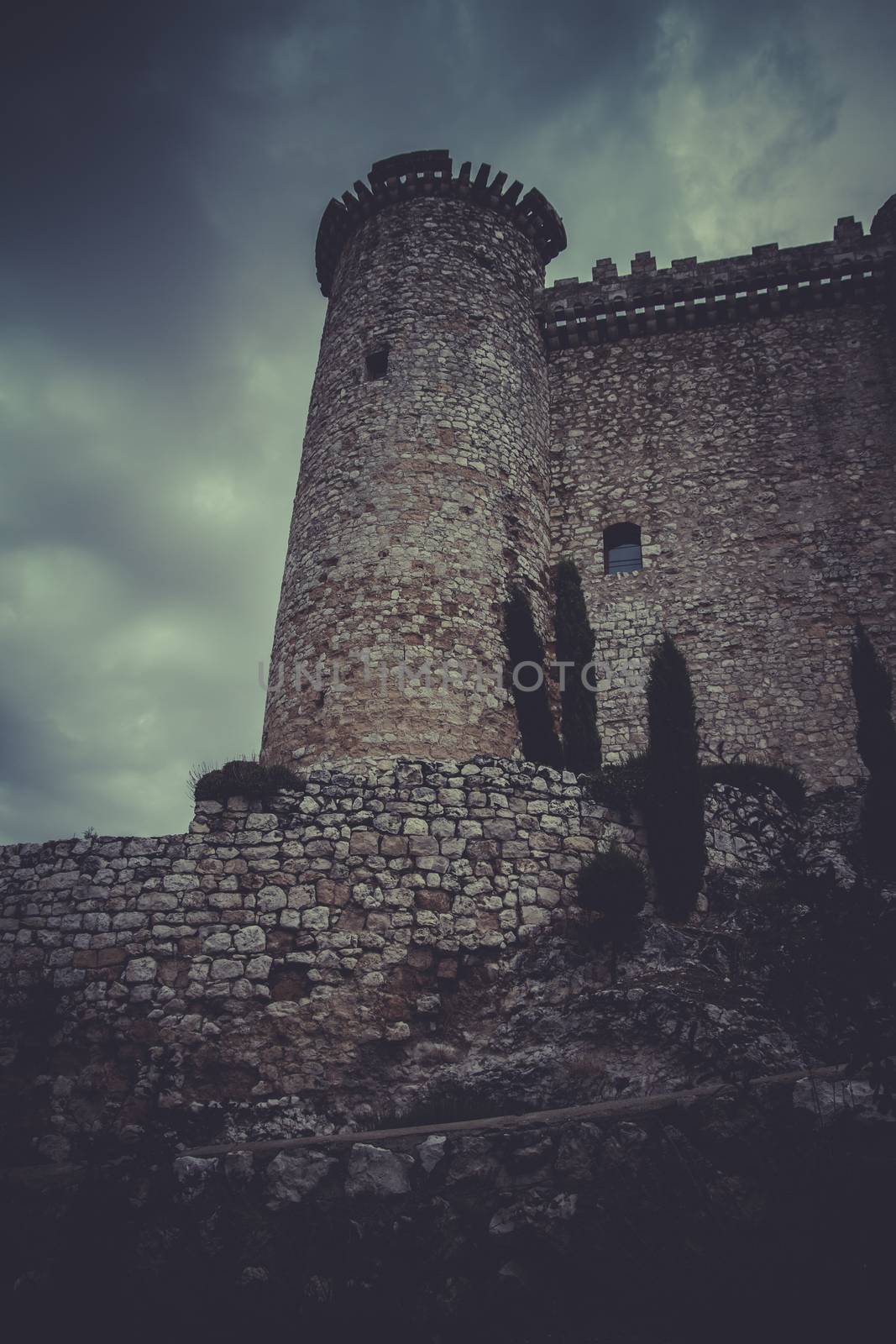 Tower, Medieval castle, spain architecture by FernandoCortes
