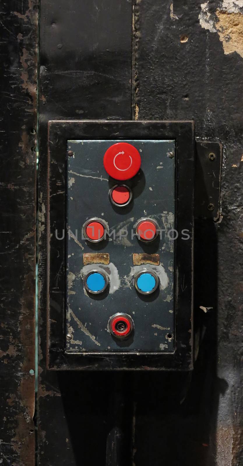 button control by Mibuch